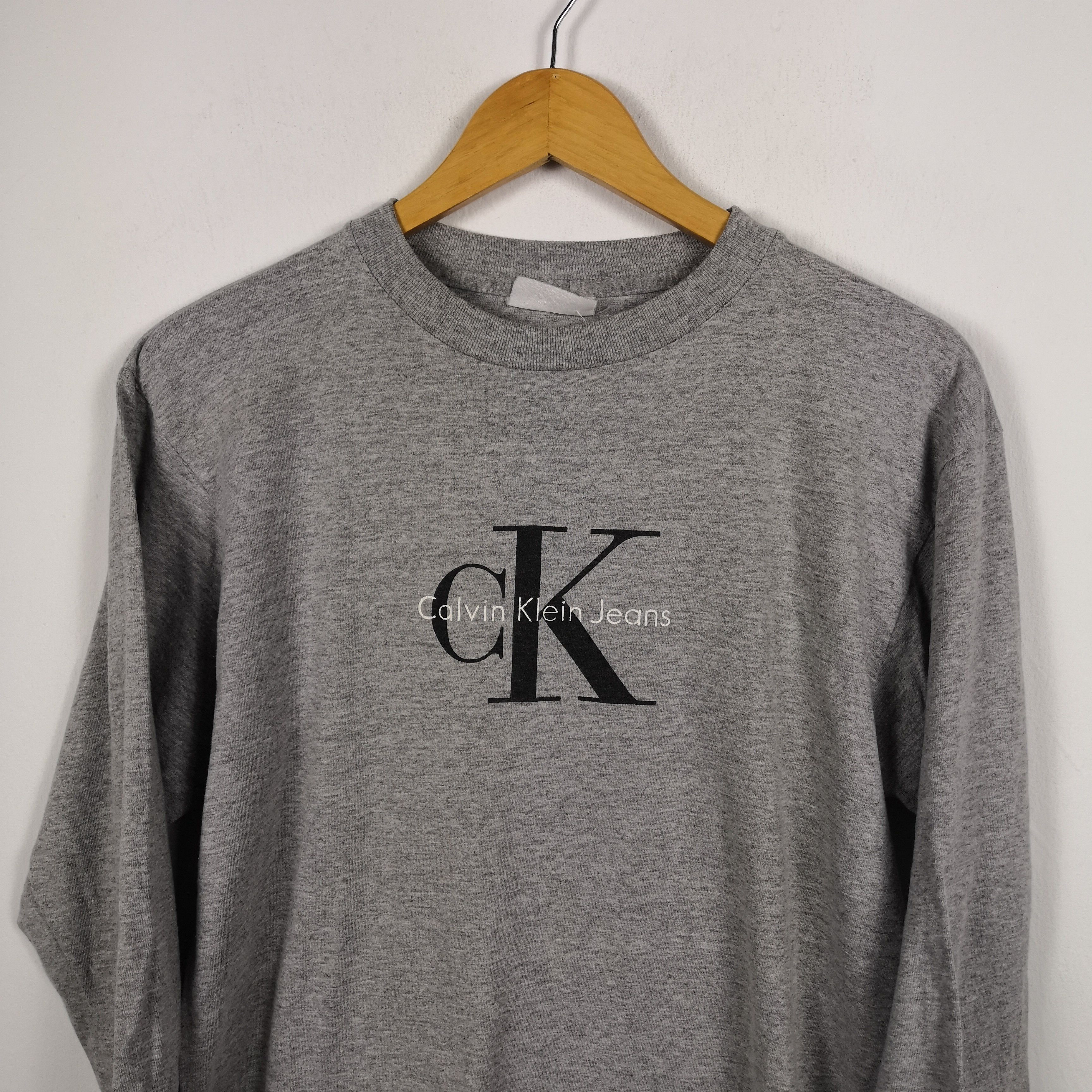 Calvin Klein Vintage Y2K Calvin Klein Tshirt Calvin Klein CK Crewneck Tee Size US M / EU 48-50 / 2 - 2 Thumbnail