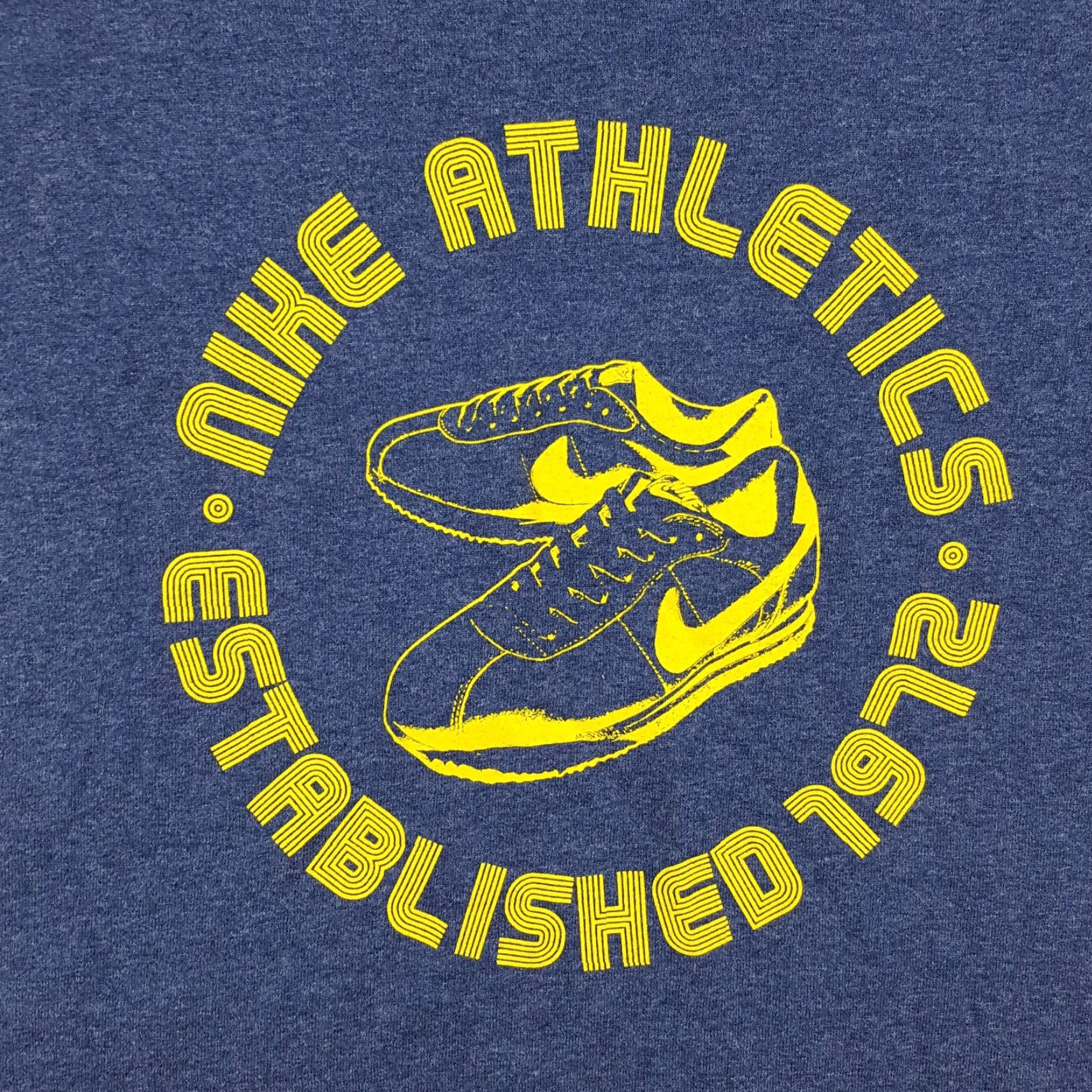 Nike VINTAGE Nike Men's Size 2XL Blue Retro Athletic T-Shirt 90s Sports Logo Cotton Size US XXL / EU 58 / 5 - 2 Thumbnail