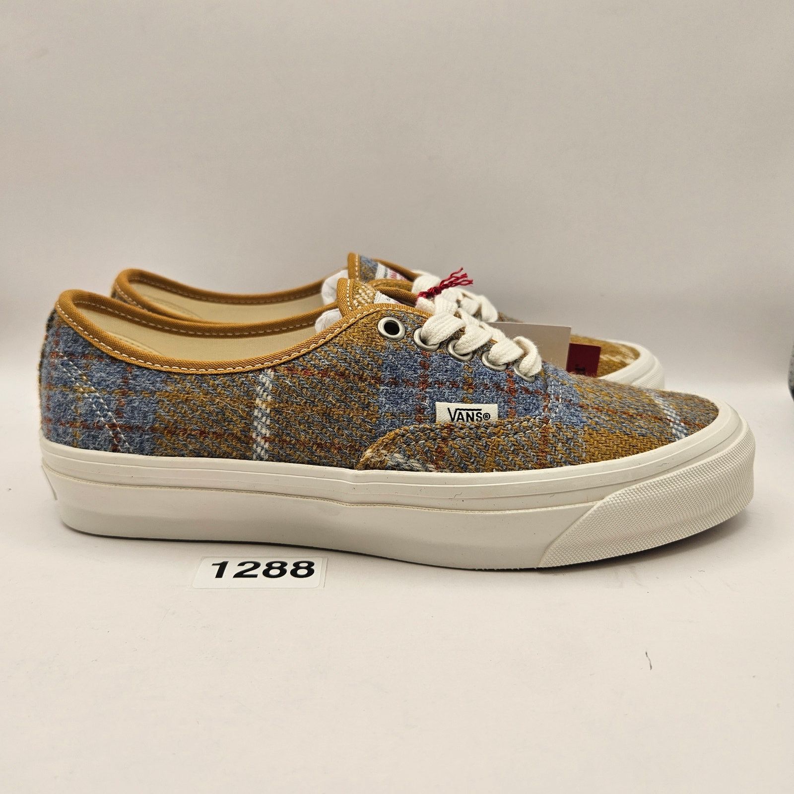 Vans VANS X HARRIS TWEED WOMEN'S 9 AUTHENTIC LOW TOP SNEAKER Size US 9 / IT 39 - 4 Thumbnail