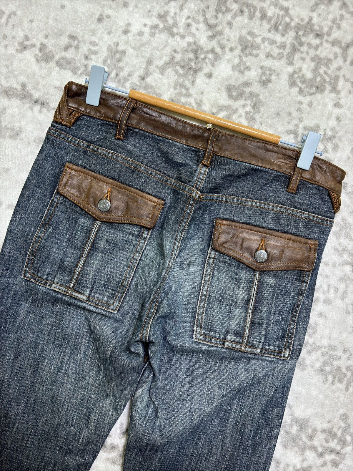 Hysteric Glamour Vintage Y2k Men’s Bigi Blue Denim Jeans Leather Waist Detail Size US 30 / EU 46 - 11 Thumbnail
