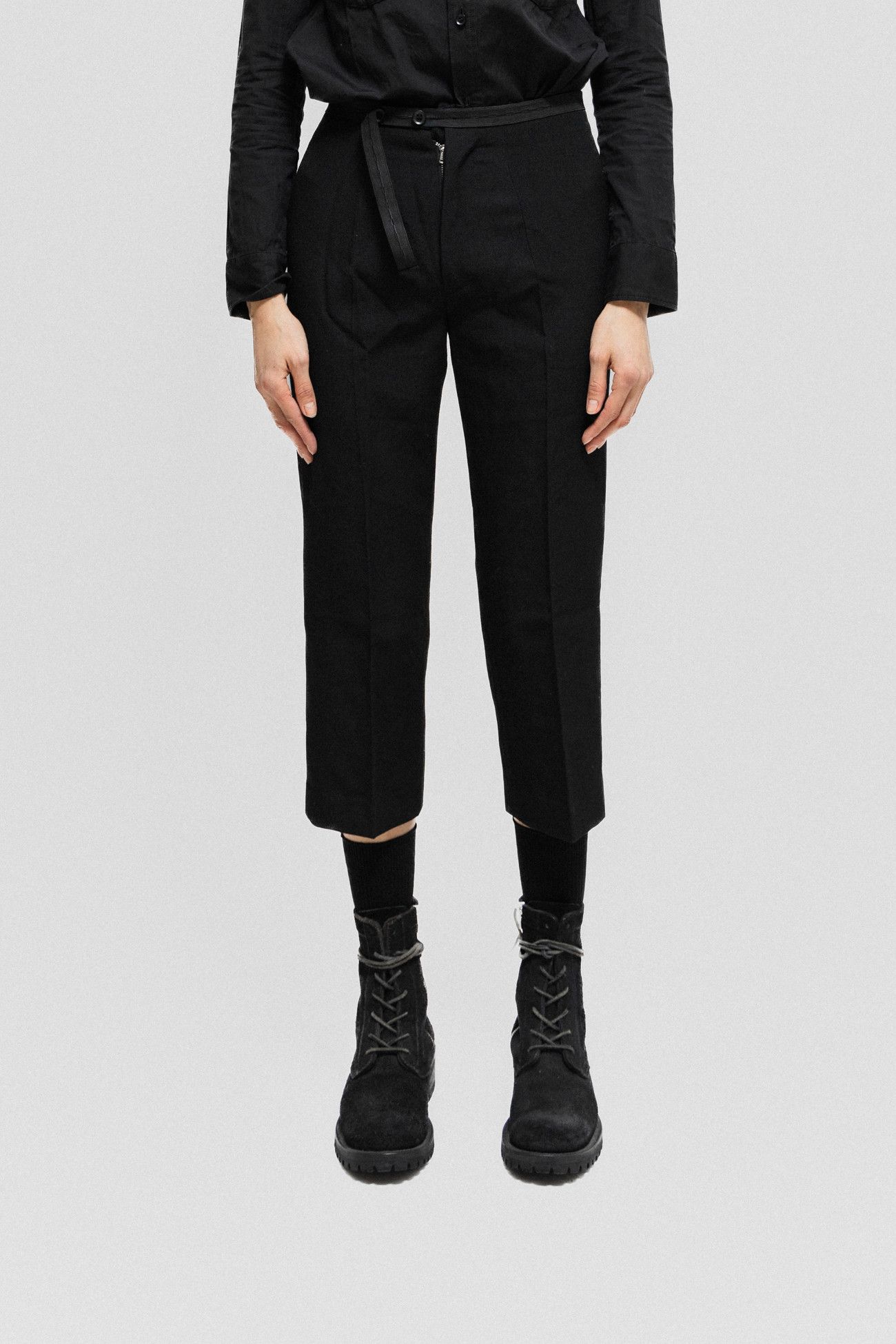 image of Yohji Yamamoto Fw04 Cropped Wool Pants With An Elastic Waist in Black, Women's (Size 26)