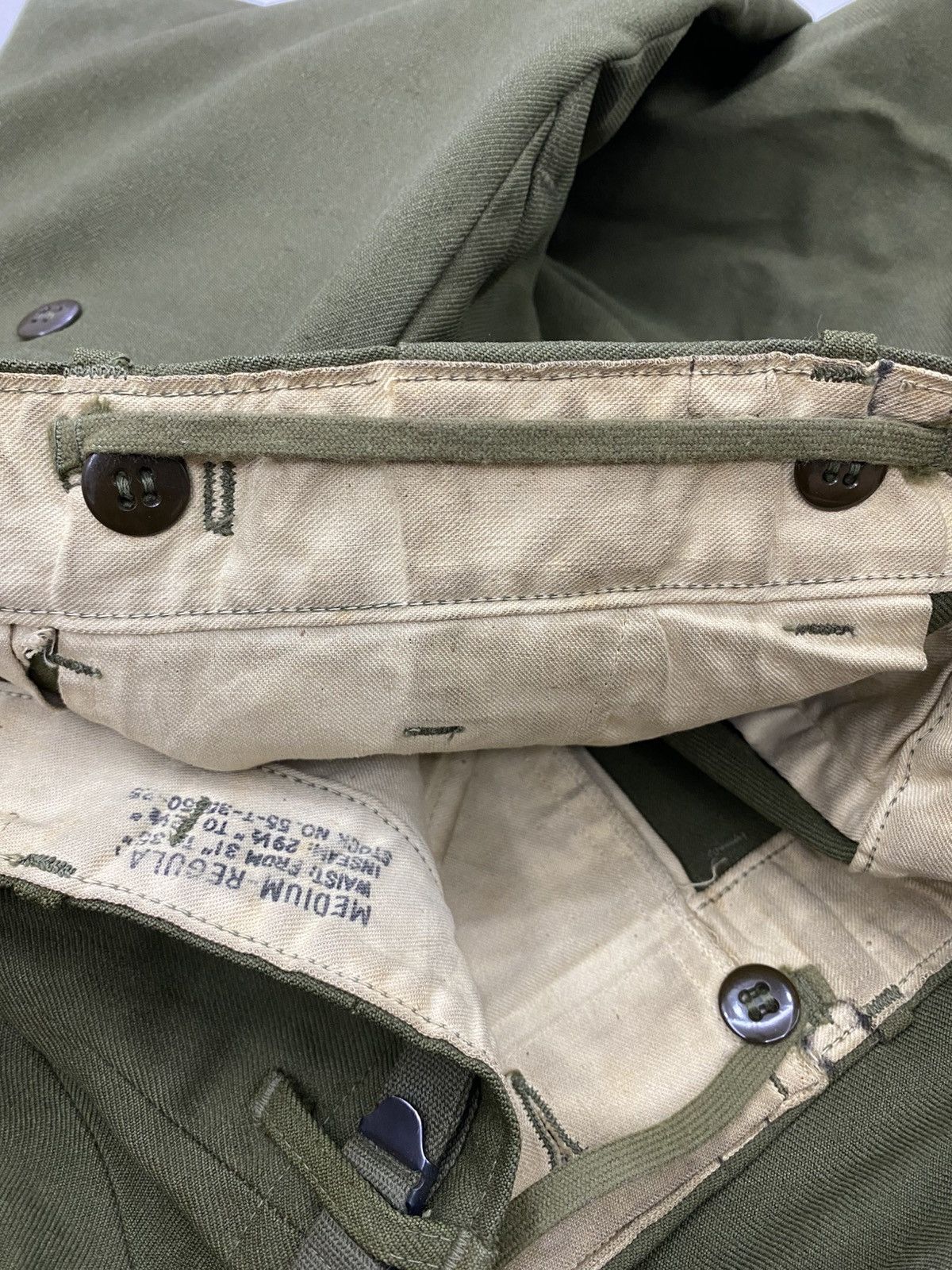 Vintage Vtg US Army 1950s military issue olive wool field trousers Size US 33 - 12 Thumbnail