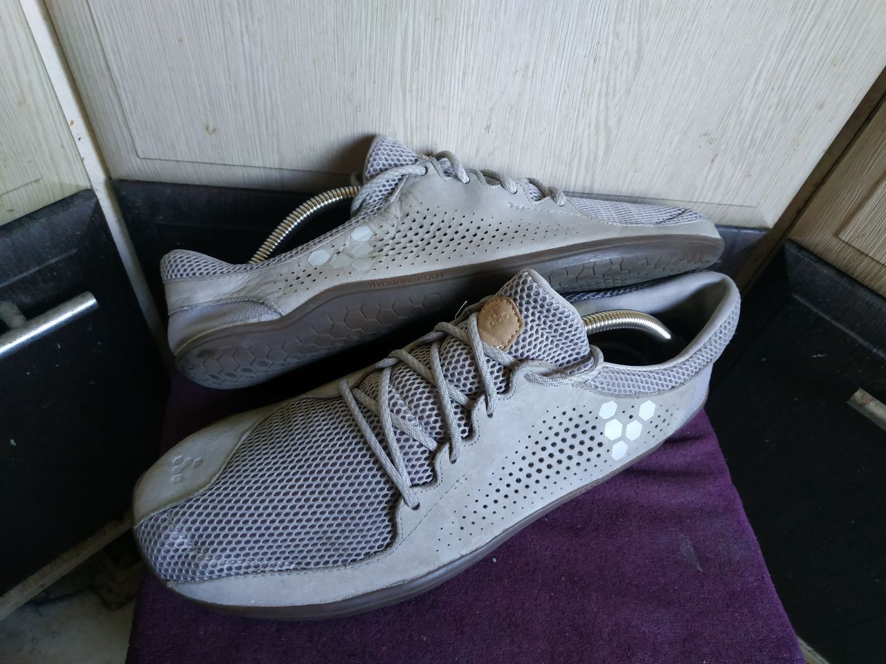 Vivobarefoot Vivobarefoot Primus Trio Grey Leather Mesh Shoes EU 45 US 12 Size US 12 / EU 45 - 18 Thumbnail