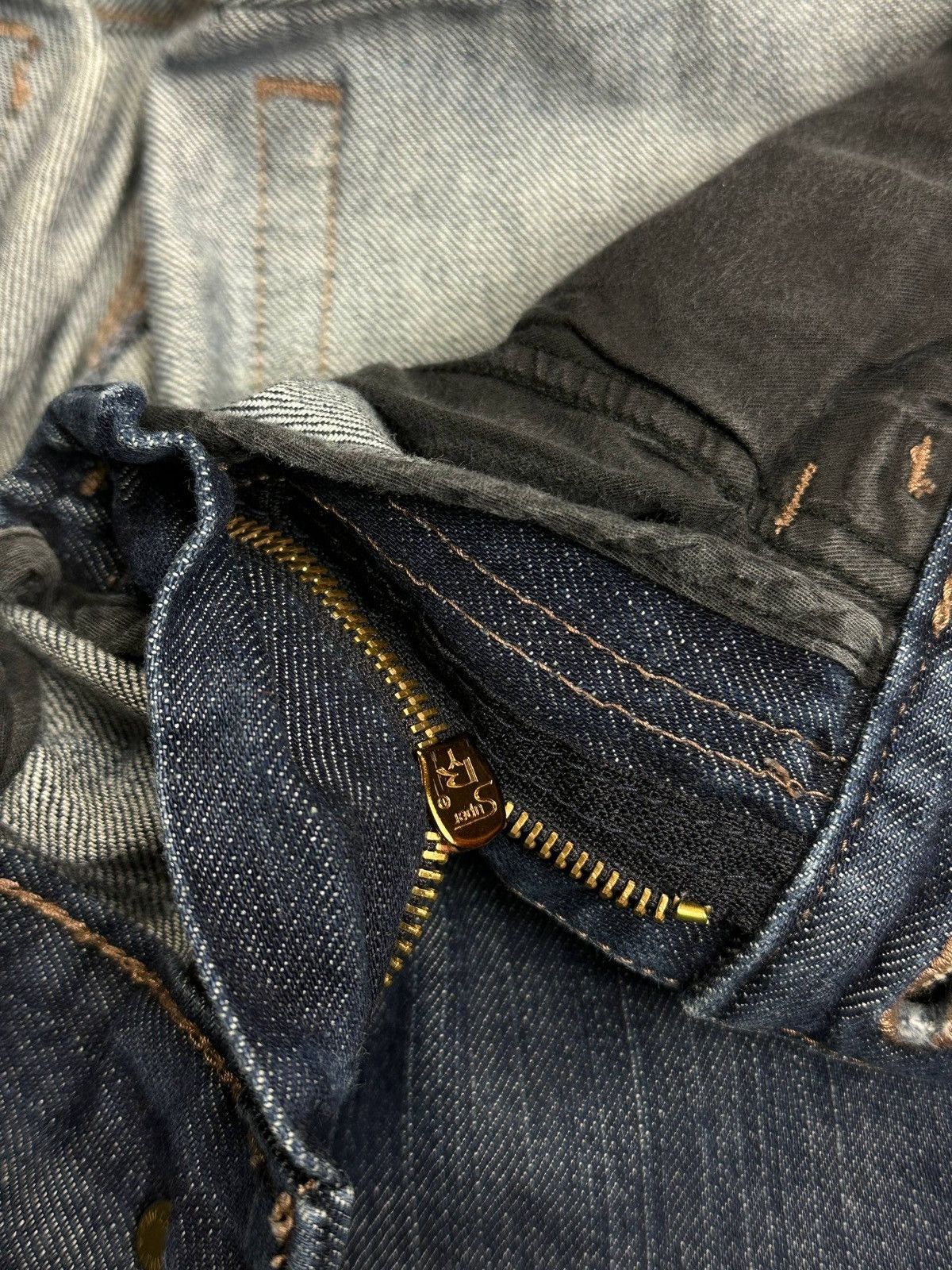 Dolce & Gabbana Vintage Dolce Gabbana Metal Logo Blue Denim Jeans Pants 30 Size US 30 / EU 46 - 7 Thumbnail