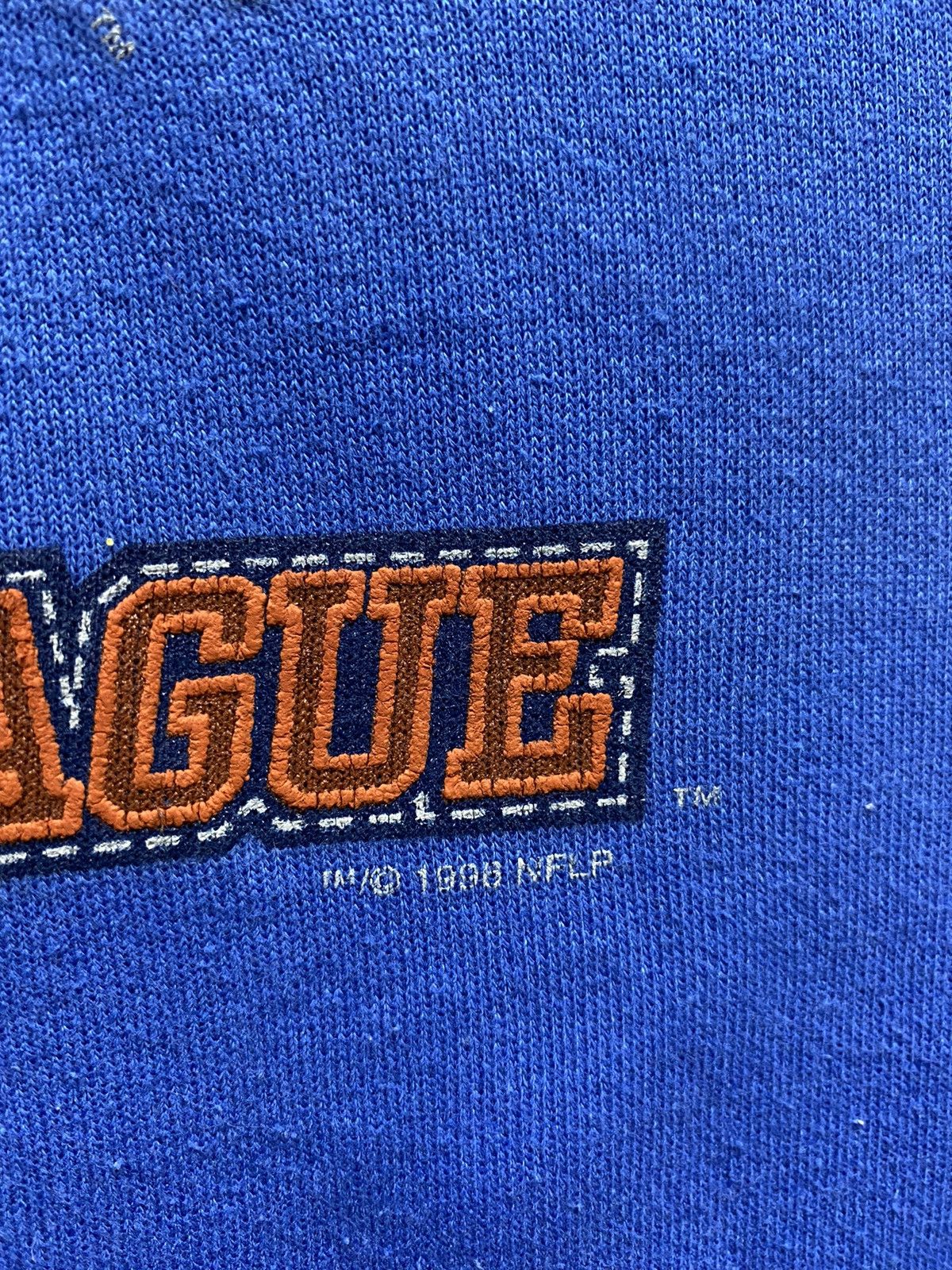 NFL × Vintage Vintage NFL Sweatshirt RAMS Pullover Crewneck Size L Size US L / EU 52-54 / 3 - 13 Thumbnail