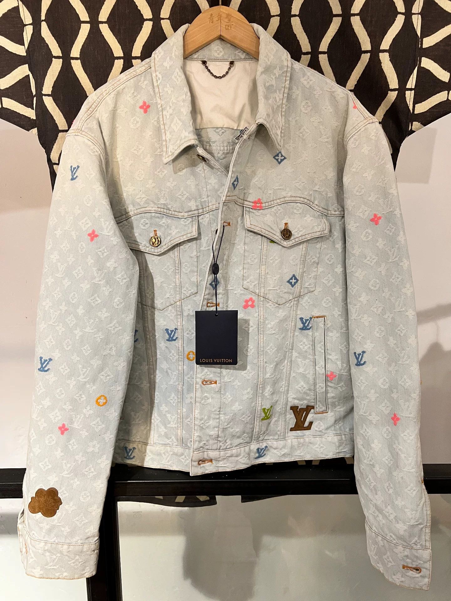 Louis Vuitton louis vuitton x tyler logo embroidered denim jacket Size US XXL / EU 58 / 5 - 1 Thumbnail
