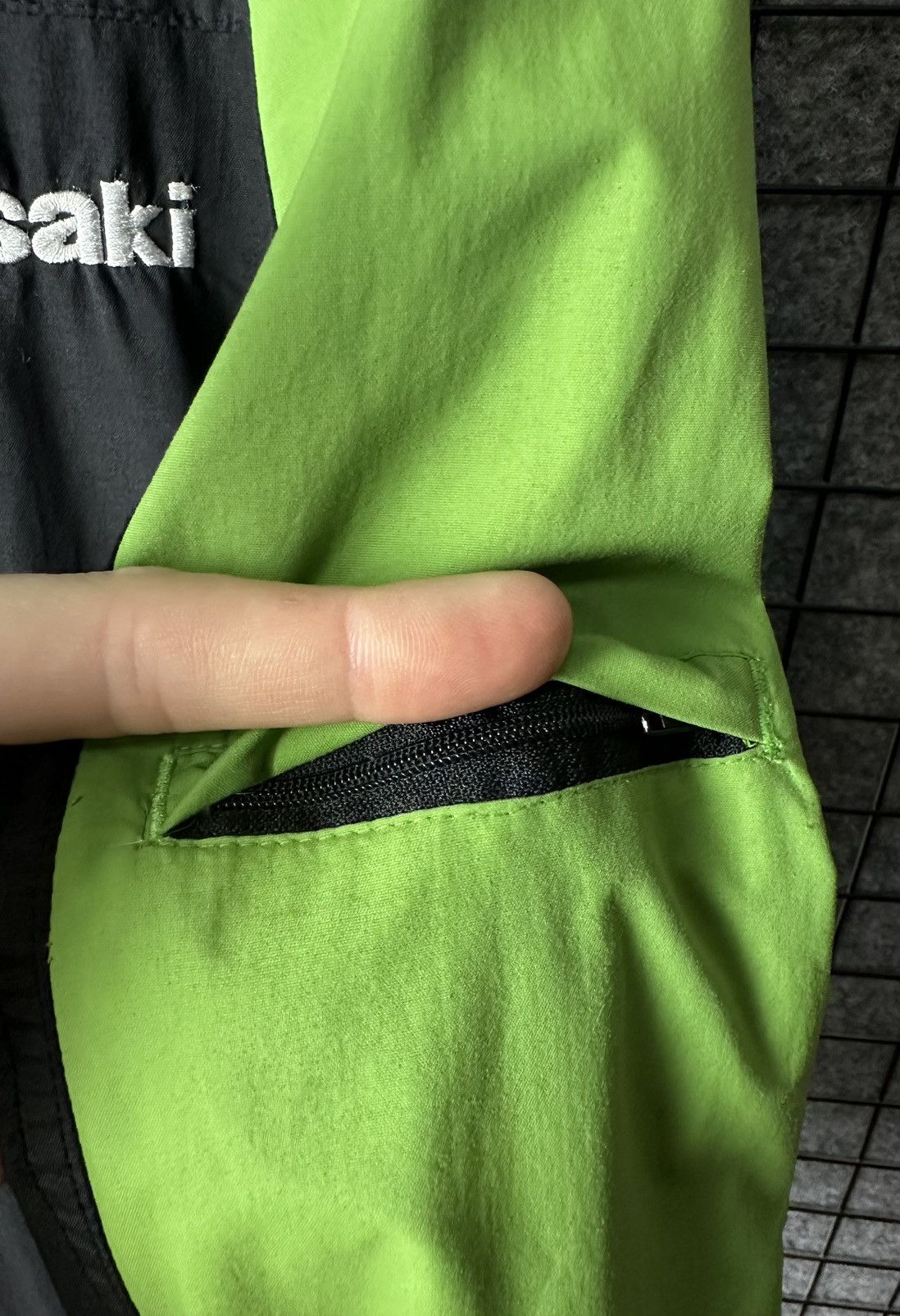 Other Kawasaki Sporstwear Motorcycle Racing Nylon Jacket Size M Size US M / EU 48-50 / 2 - 3 Thumbnail