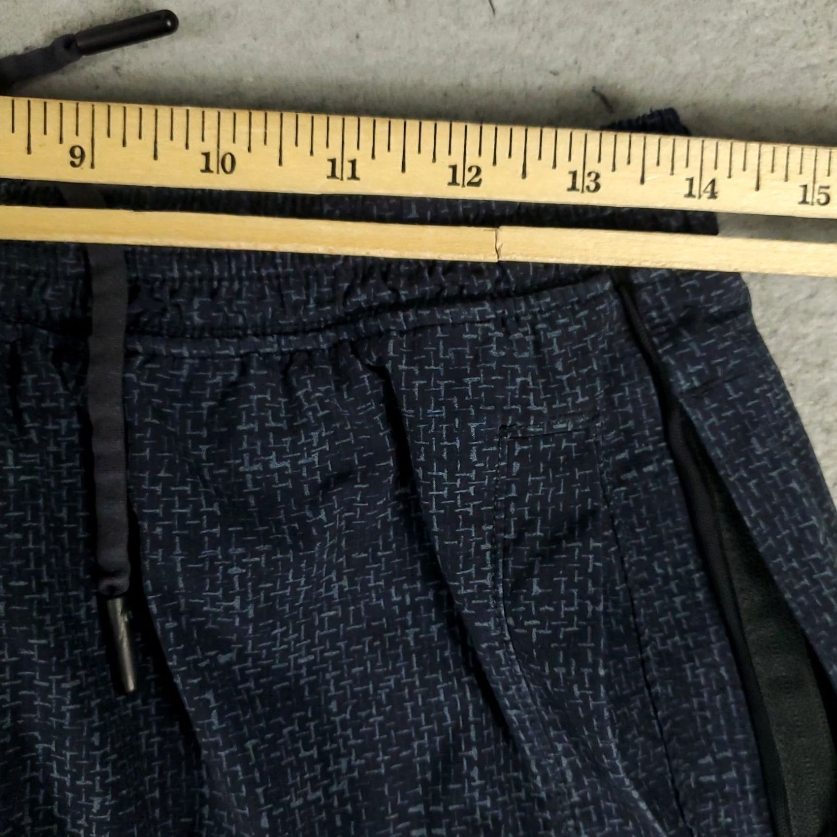 Lululemon Lululemon Shorts Mens M Blue Pace Breaker Lined Lace Drawstring Stretch Elastic Pockets Athletic Activewear Casual Short - Navy/Blue 90s? Size US 31 - 4 Thumbnail