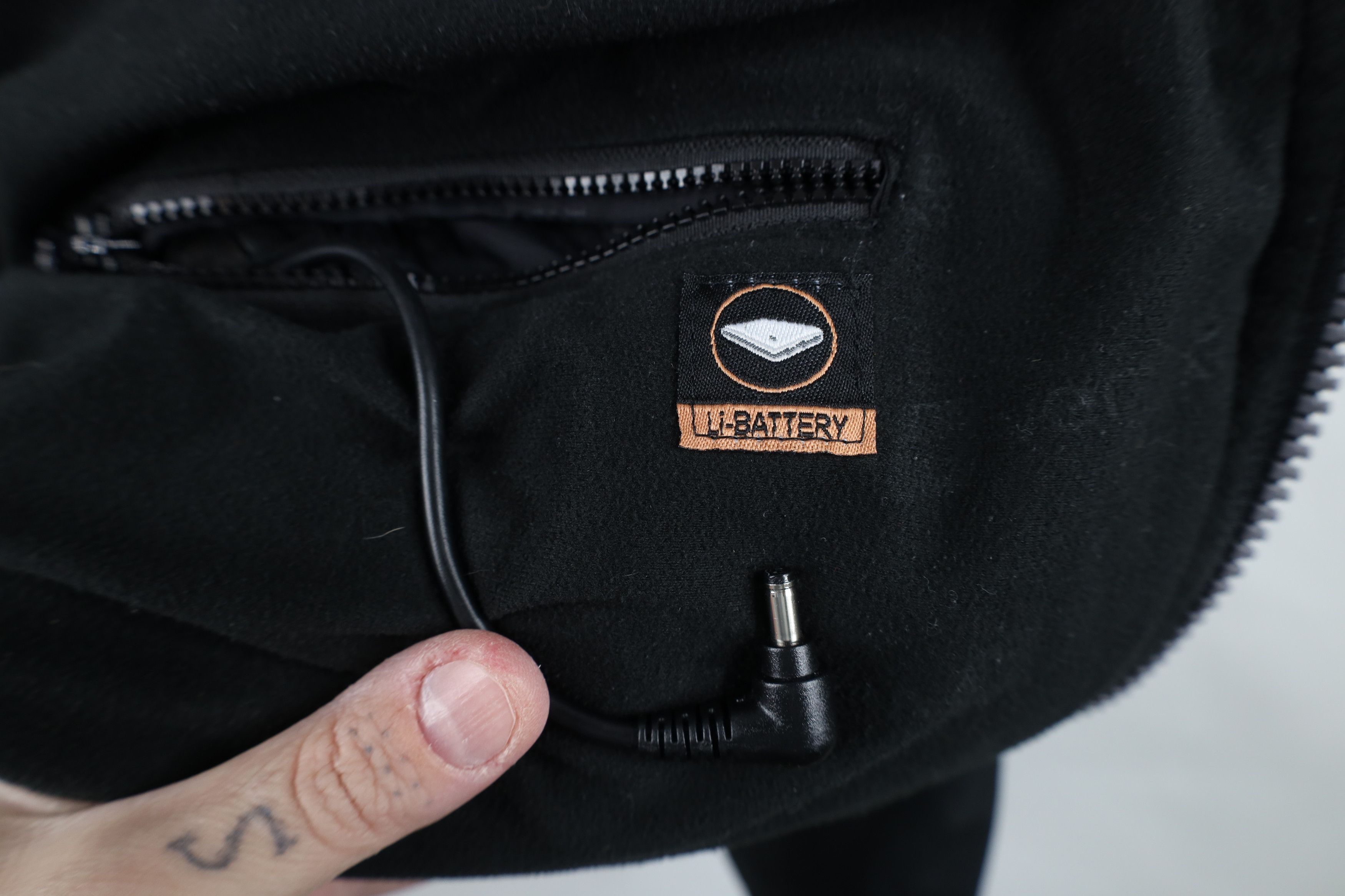 Vintage Venture Heat Battery Insulated Heat Jacket Black No Battery Size US S / EU 44-46 / 1 - 13 Thumbnail