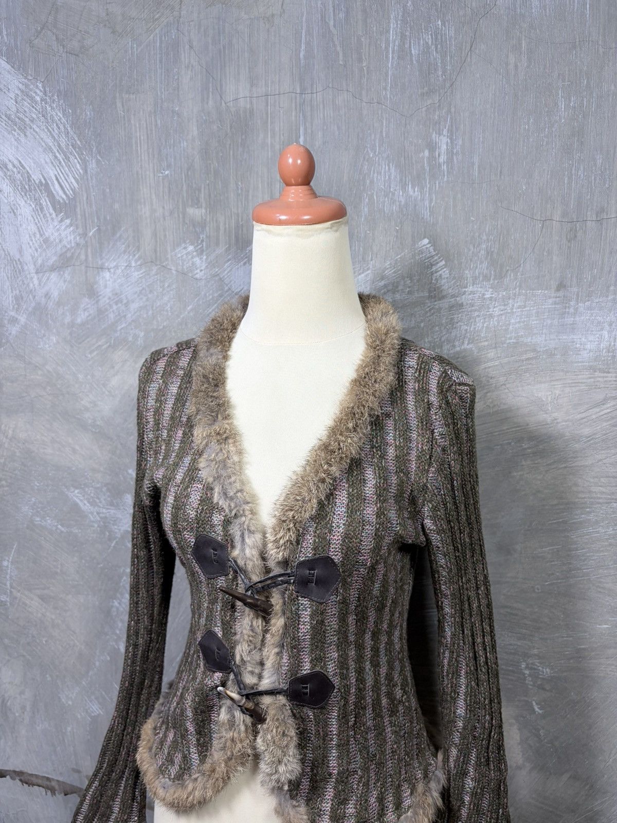 Le Grande Bleu (L.G.B.) Y2K Women Japanese Fur Knitwear Tops Size M / US 6-8 / IT 42-44 - 2 Thumbnail