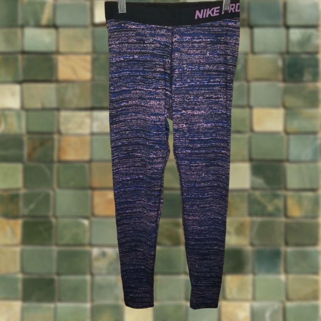 Nike Nike Pro Dri-Fit Womens Compression Pants Size Small Purple Activewear Women S Purple Nike Pro Size 28" / US 6 / IT 42 - 1 Thumbnail