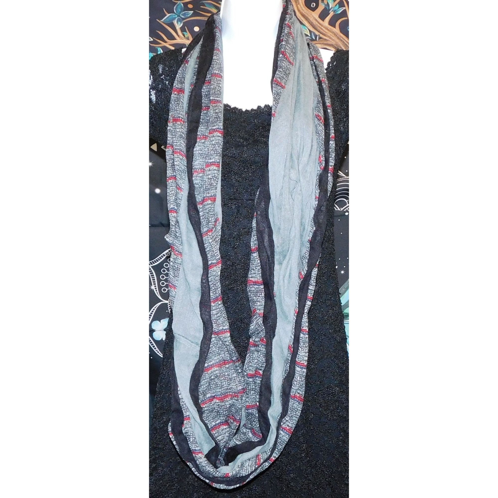 Other Do Everything In Love Infinity Scarf With Mixed Gray Stripes Size ONE SIZE - 2 Thumbnail