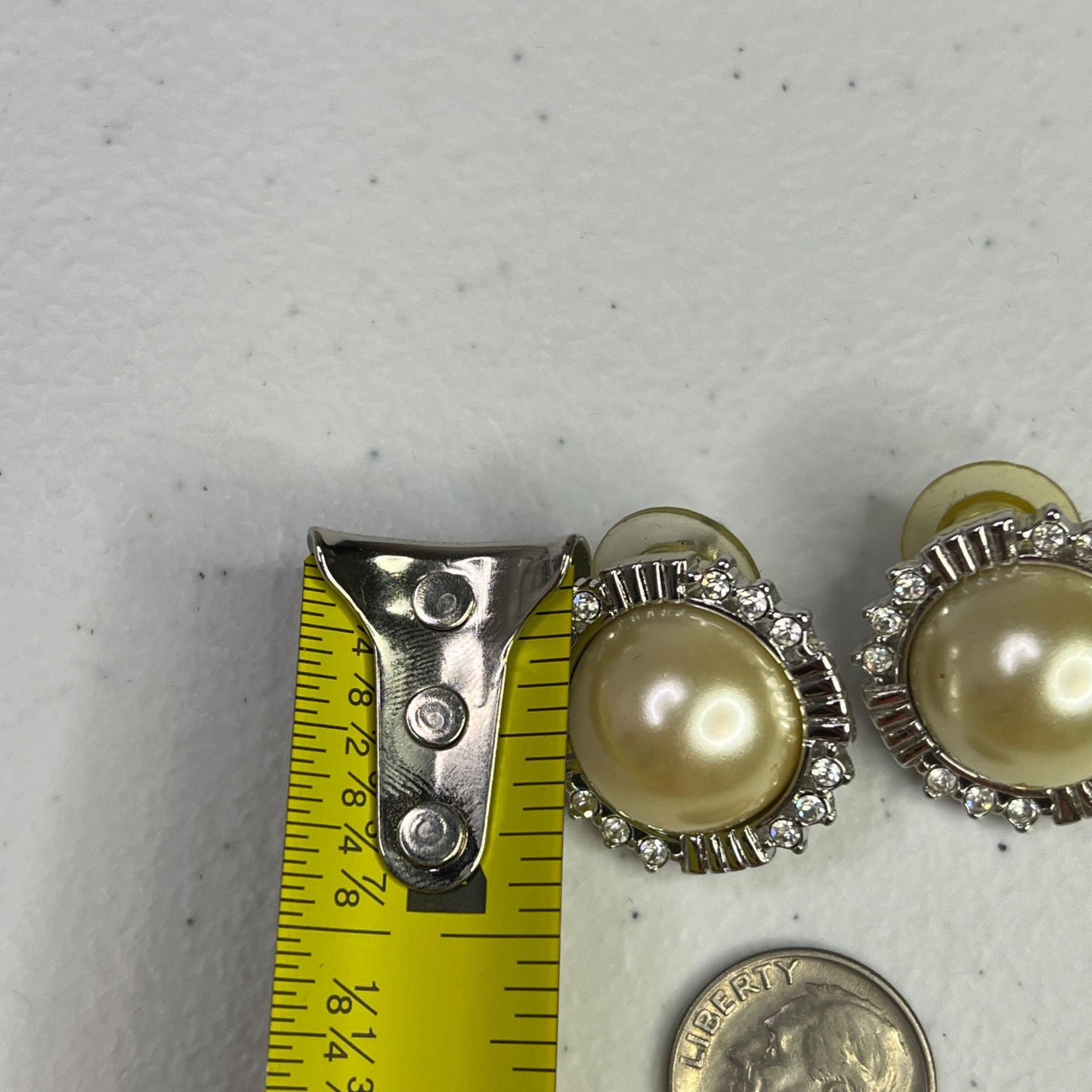 Designer Vintage KJL Kenneth Lane Faux Pearl & Rhinestone Earrings Size ONE SIZE - 5 Thumbnail