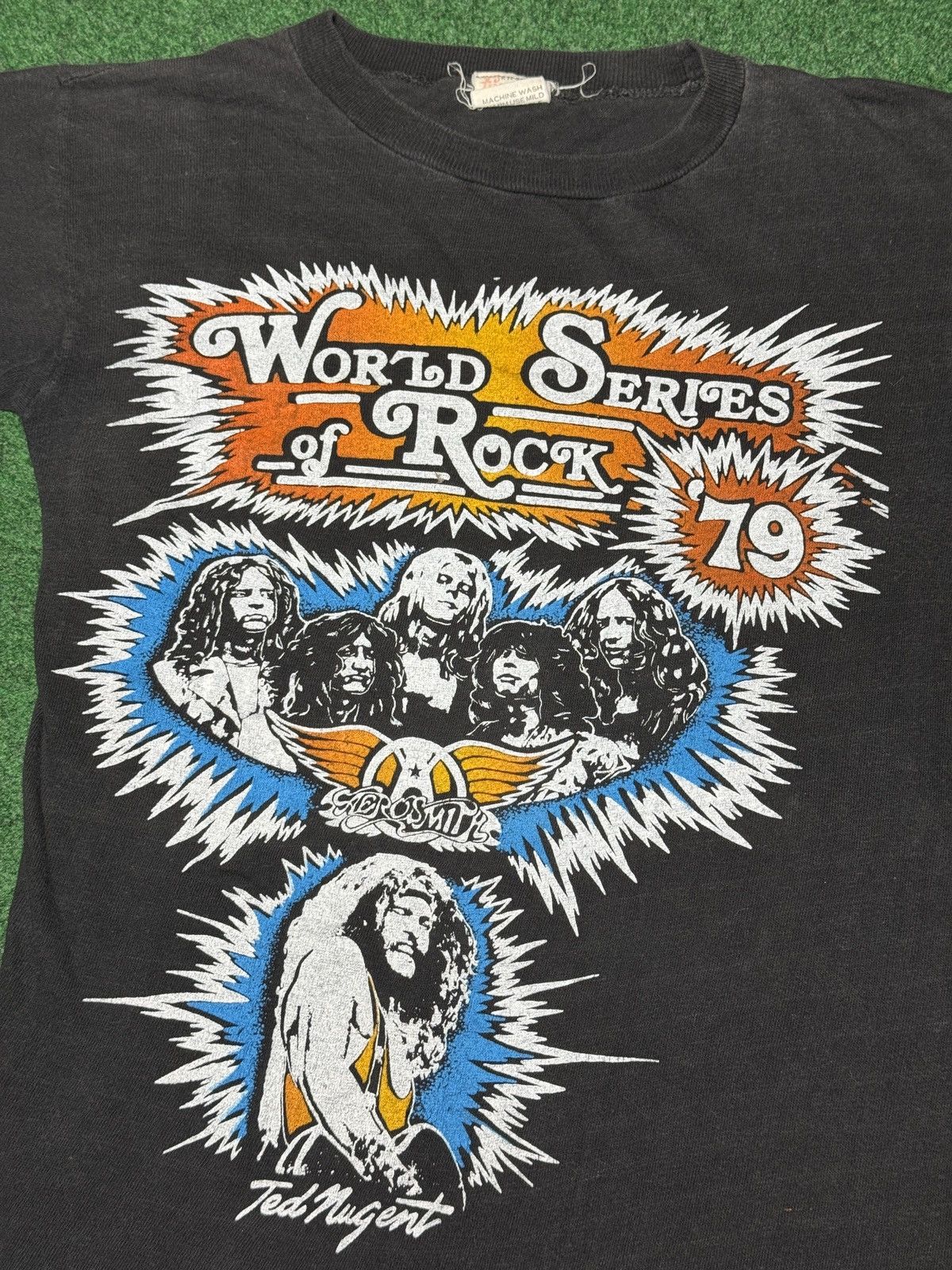 Band Tees World Series Rock 70s Aerosmith ACDC Journey 15x21 T Shirt Size US XXS / EU 40 - 2 Thumbnail