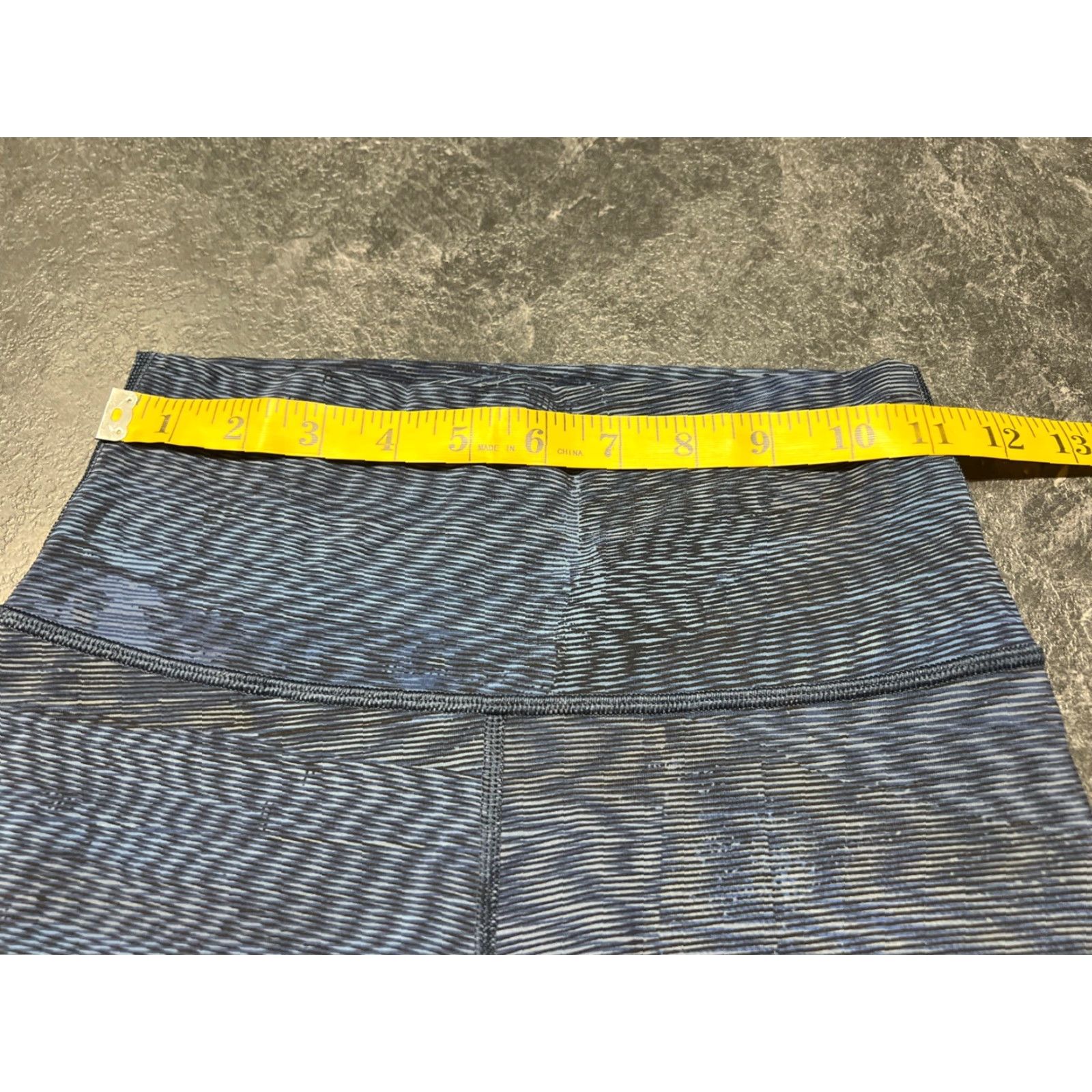Lululemon Lululemon Capri Leggings Night Blue Striped Nylon Lycra Wide High Waist Regular Size 4 Womens Yoga Activewear Gym Size 27" / US 4 / IT 40 - 3 Thumbnail