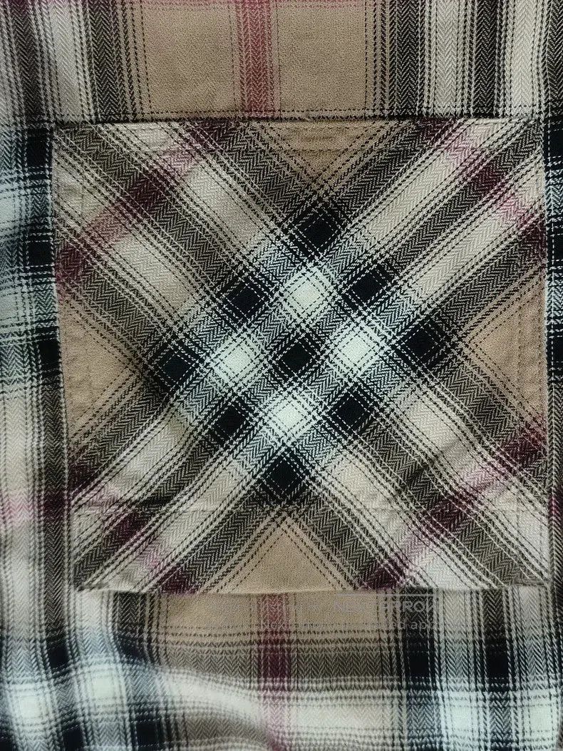 Burberry Burberry Check Flannel Button. Size US XS / EU 42 / 0 - 4 Thumbnail