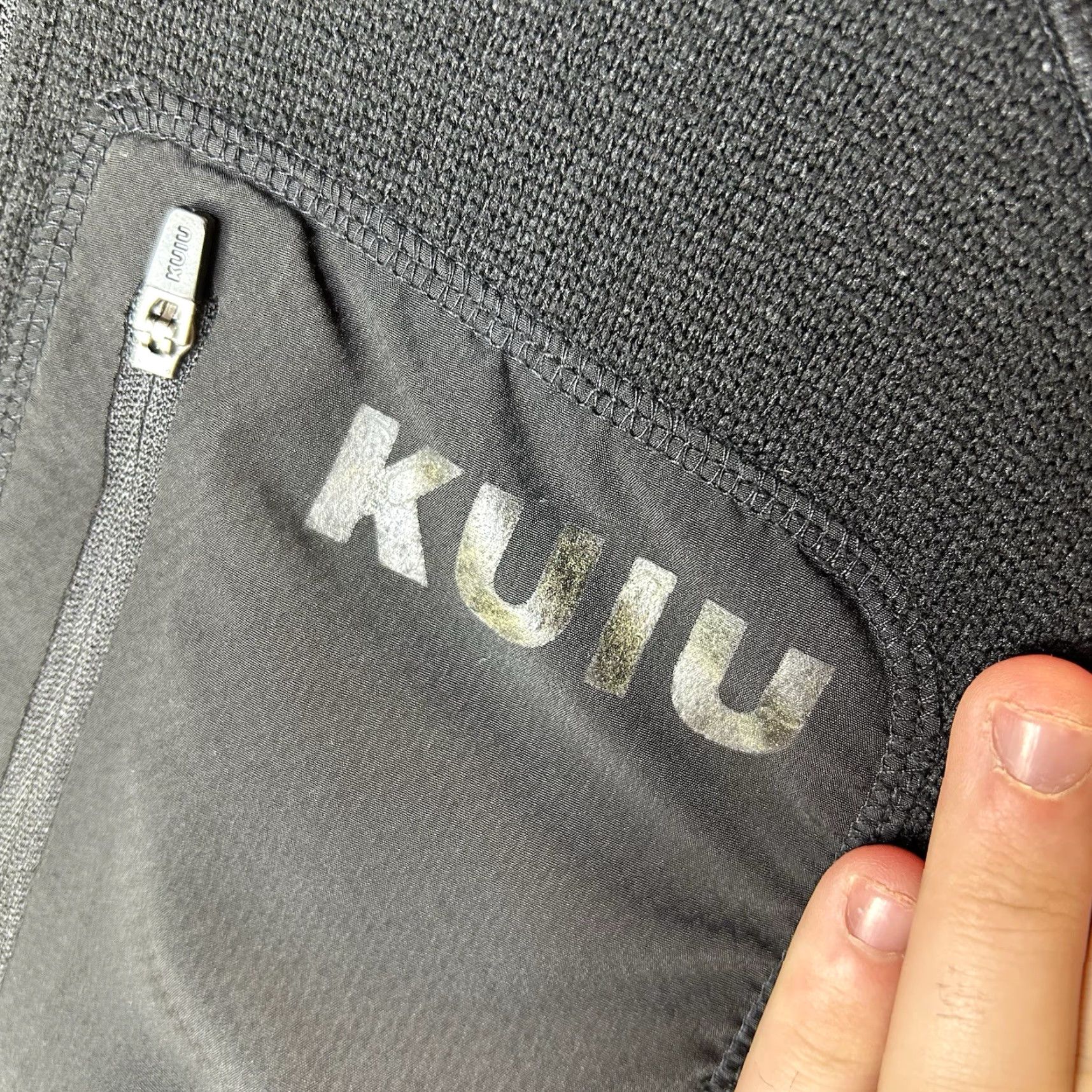 Vintage KUIU Base Camp High Loft Sweater Fleece Half 1/2 Zip Pullover Black Men’s Small Size US S / EU 44-46 / 1 - 3 Thumbnail