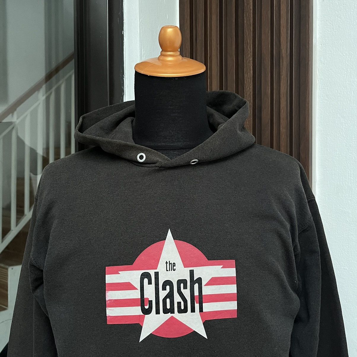 Band Tees ✨ Vintage Rare 90s The Clash Hoodie AF logo Wilfex Made In 🇺🇸 Size US M / EU 48-50 / 2 - 3 Thumbnail