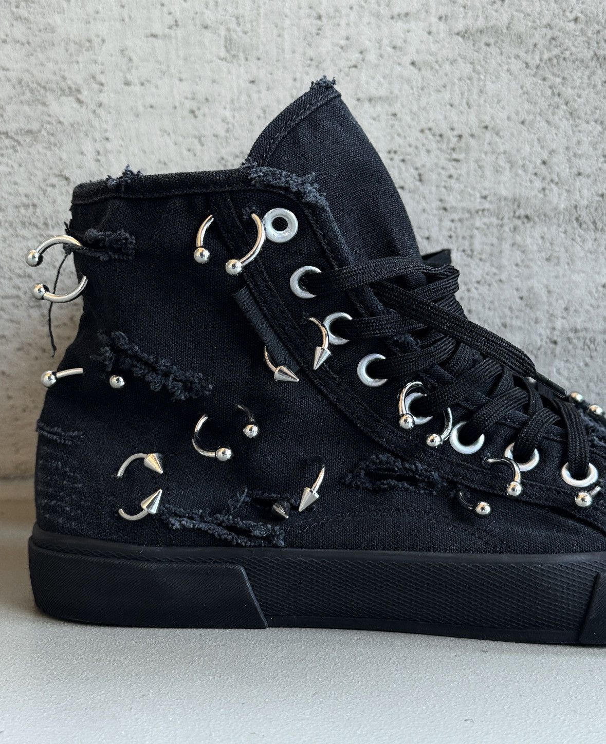 Balenciaga Balenciaga Paris Pierced High-Top Sneakers SS24 Size US 10 / EU 43 - 2 Thumbnail