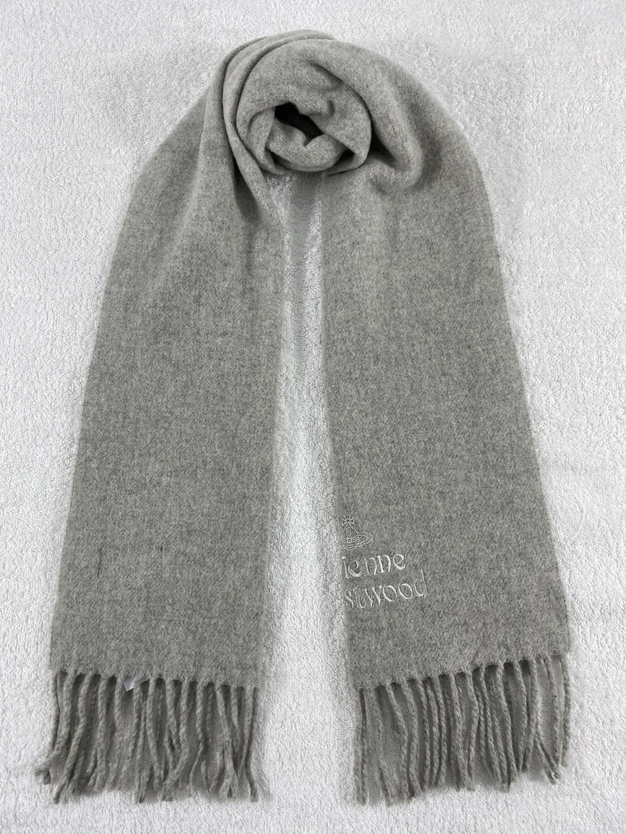 Vivienne Westwood Vintage Vivienne Westwood Scarf/Muffler/Neckwear MF780 Size ONE SIZE - 1 Thumbnail
