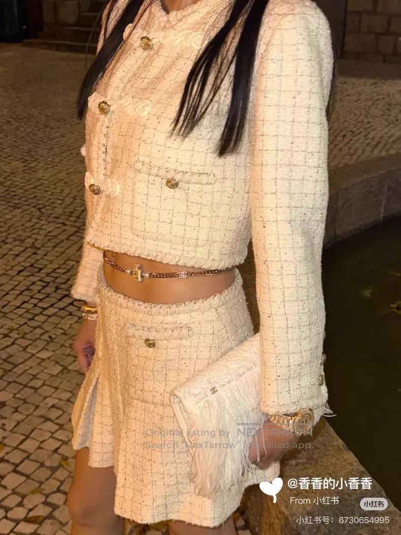 Chanel Chanel 25a Hangzhou series popular white buckle skirt Size 42" / US 20 - 5 Thumbnail