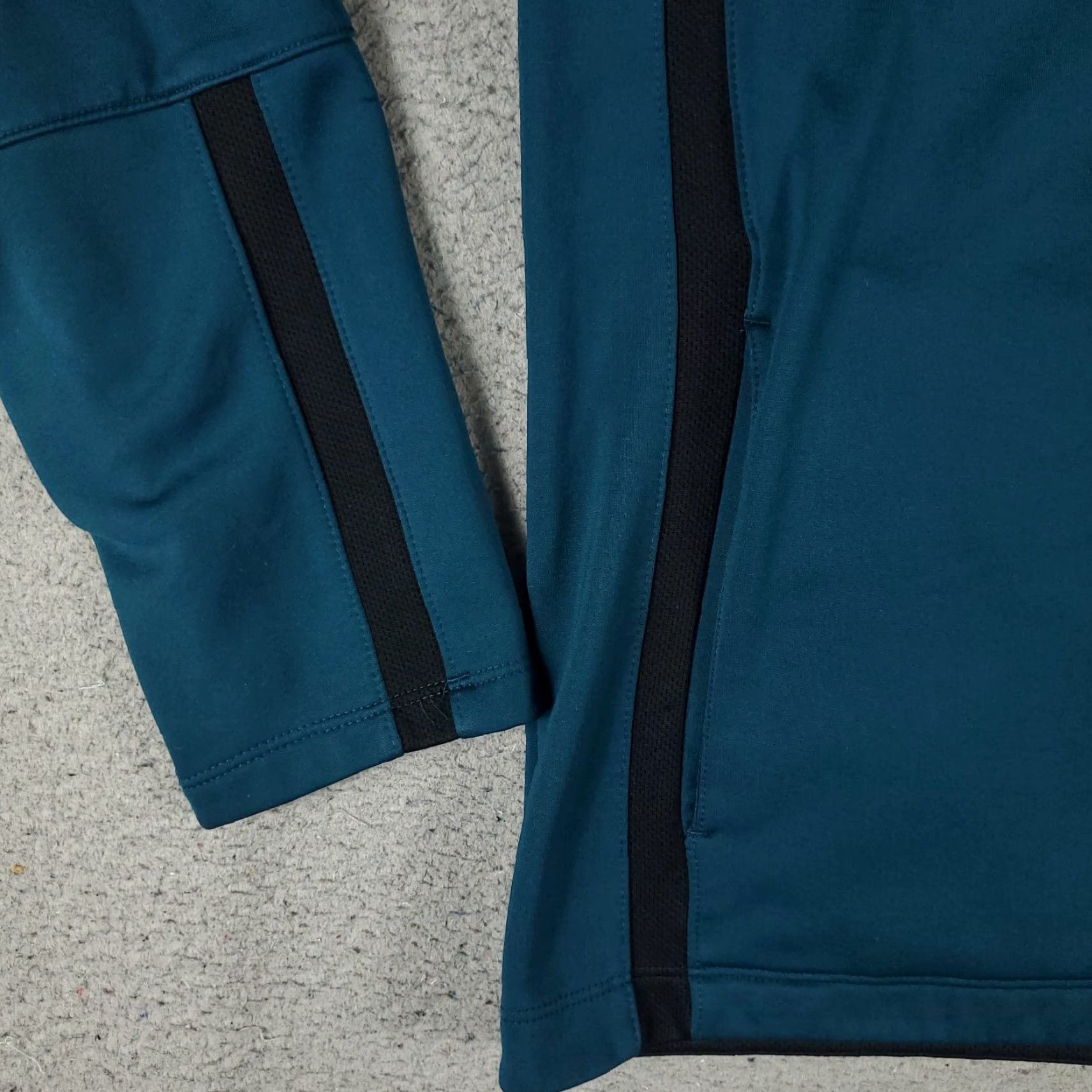 Nike Nike Sweatshirt Mens Size Large Blue Swoosh 1/4 Zip Pullover Sweatshirt Size US L / EU 52-54 / 3 - 3 Thumbnail