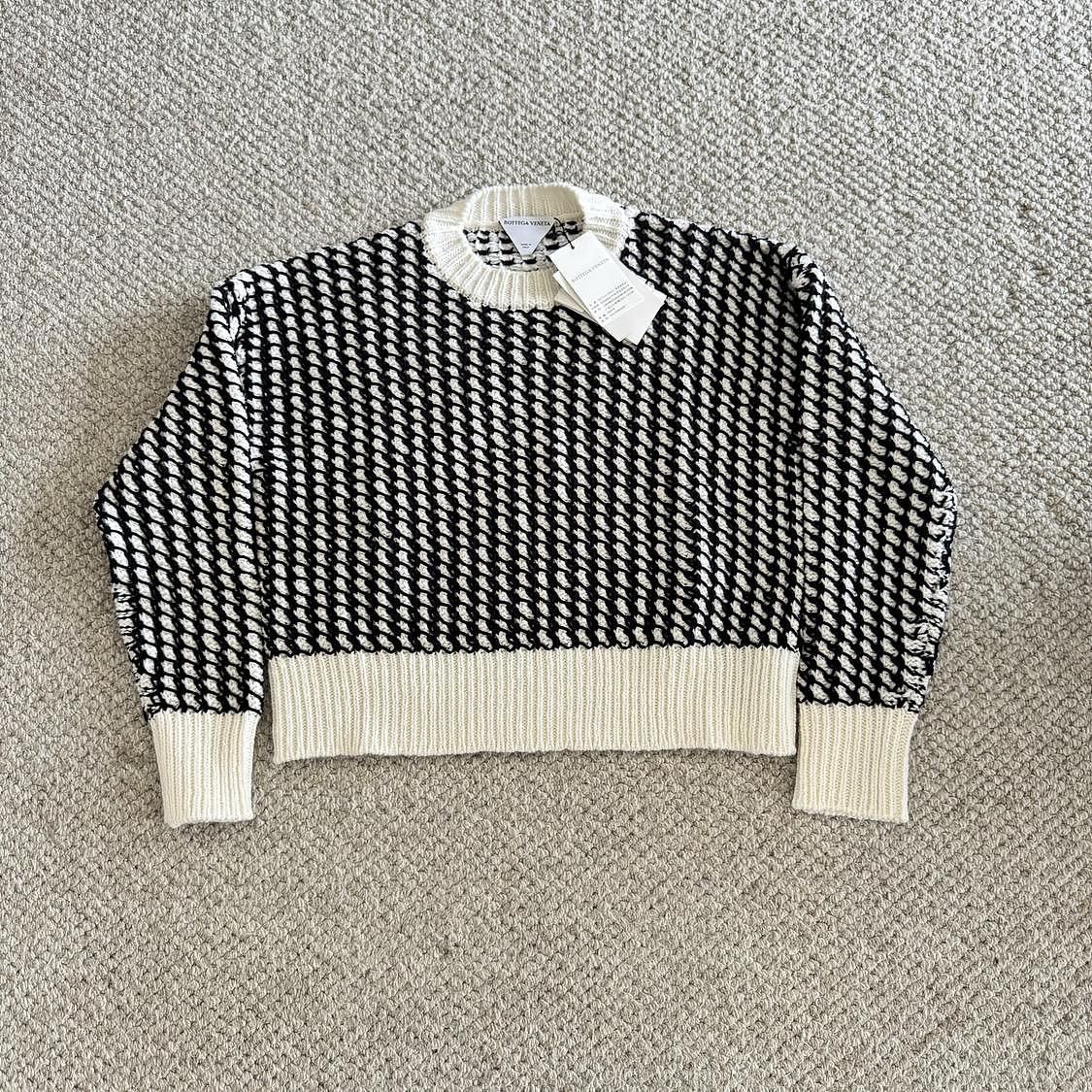 Bottega Veneta Bottega Veneta Textured Knit Sweater Size M Size M / US 6-8 / IT 42-44 - 1 Thumbnail