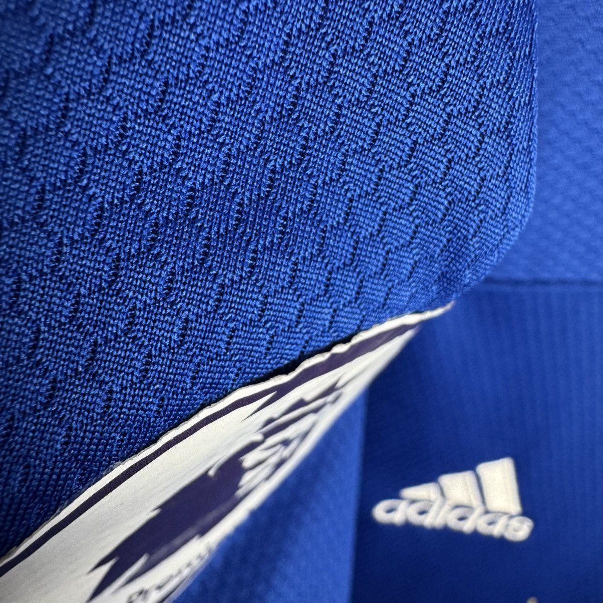 Adidas LEICESTER CITY 2020 2021 HOME FOOTBALL SHIRT SOCCER JERSEY Size US XXL / EU 58 / 5 - 13 Thumbnail