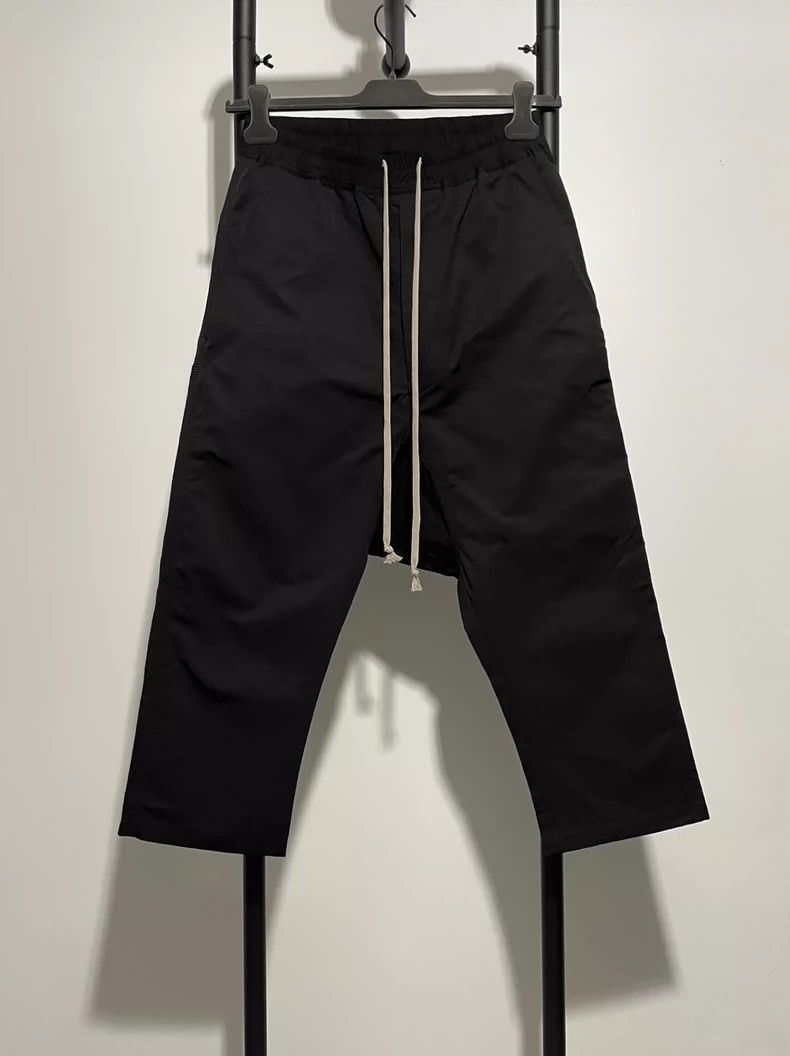 Rick Owens Rick Owens Black Cropped Pants Size US 26 / EU 42 - 1 Thumbnail