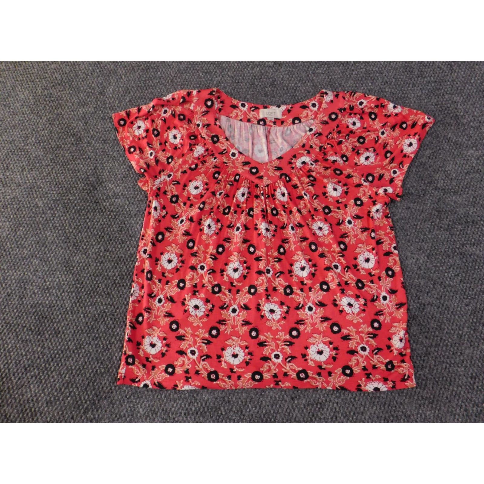 Loft LOFT Outlet Shirt Womens Medium Red Floral Short Sleeve Rayon Blouse Top Size M / US 6-8 / IT 42-44 - 2 Thumbnail
