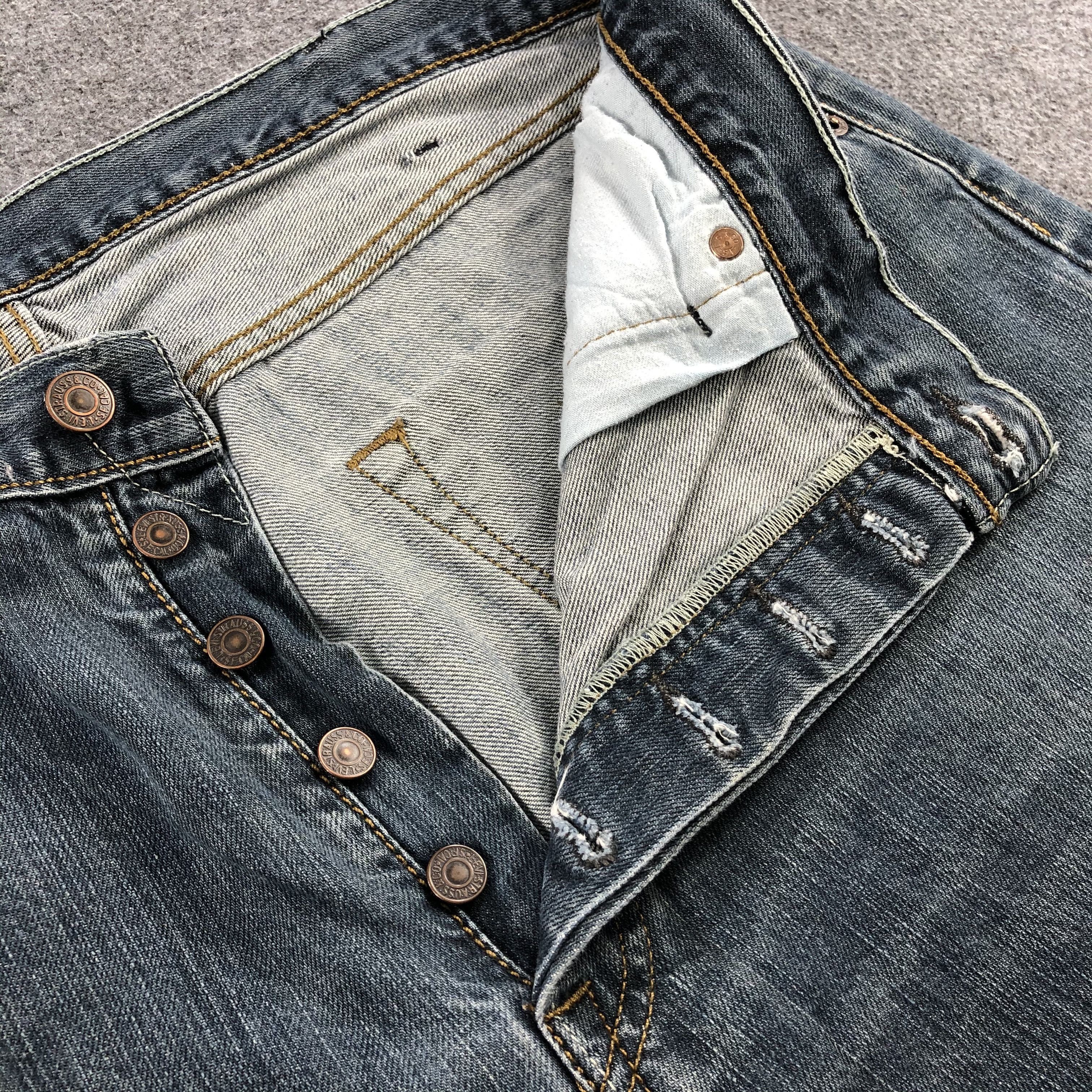 Levi's Vintage Levis 501 Jeans-J1474 Size US 38 / EU 54 - 10 Thumbnail