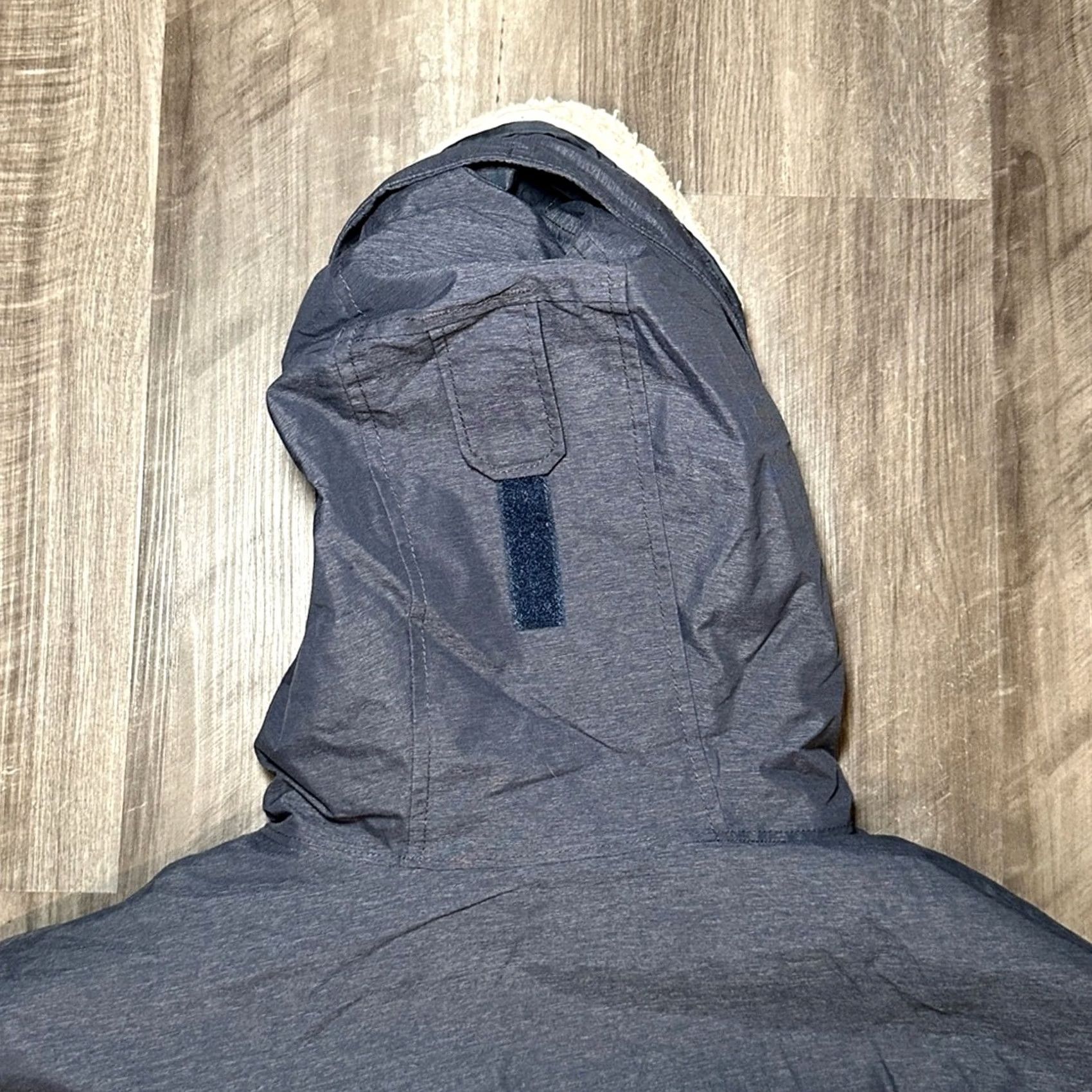 Vintage VINTAGE Columbia Penn Creek Thermal Coil Jacket XL Women Gray Nylon Polyester 70/30 Basic Jacket 30.5" Length Mens Womens Girls Boys Size XL / US 12-14 / IT 48-50 - 3 Thumbnail