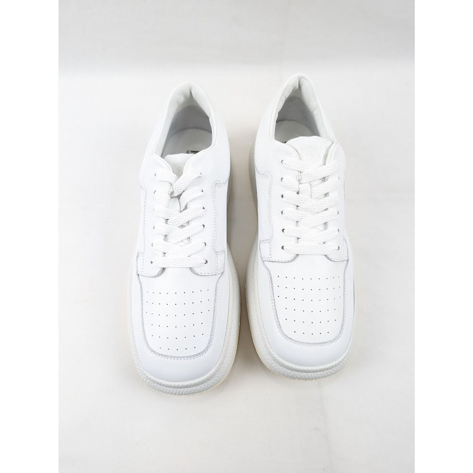 Maison Margiela o1rshd1 Q:2 / Low-Top Sneakers in White 44 Size US 11 / EU 44 - 14 Thumbnail