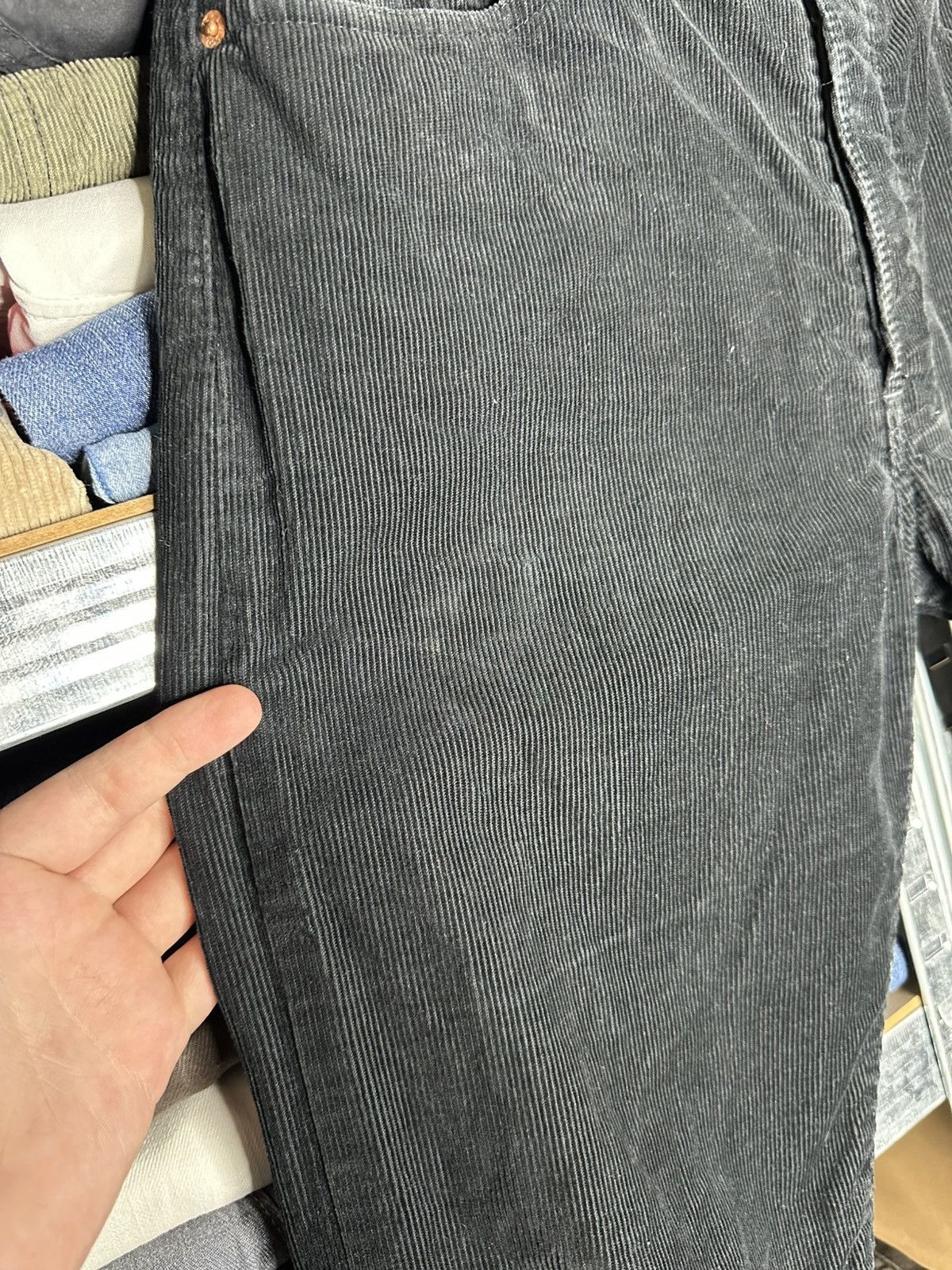 Levi's 33/36 Levi’s Black Y2K Vintage Cowboy Corduroy Velvet Pants Size US 33 - 8 Thumbnail