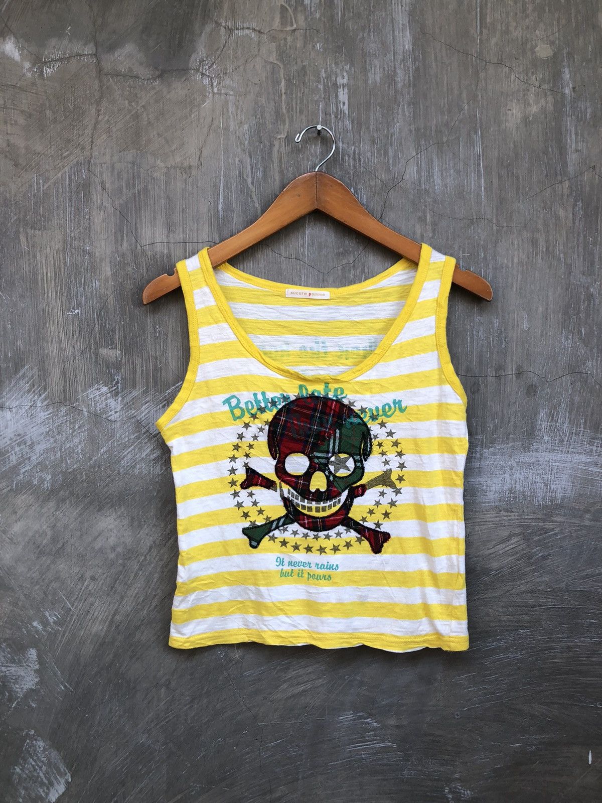 Japanese Brand Y2K Japanese Sucure Pomme Tanktop Grunge Style Size L / US 10 / IT 46 - 1 Thumbnail