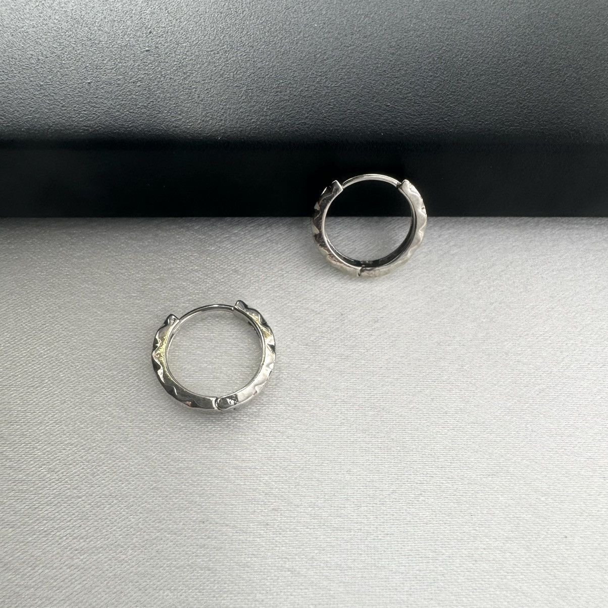 Other Small Silver Hoop Earrings for Men Women Unisex Style Size ONE SIZE - 2 Thumbnail