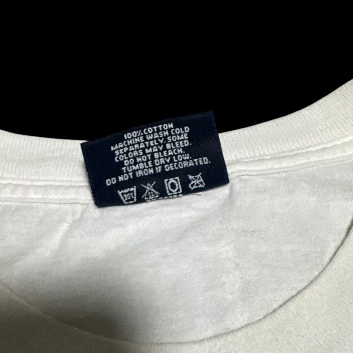 Jansport 90s Jansport North Carolina Tarheels White Shirt Men's XL Size US XL / EU 56 / 4 - 8 Thumbnail