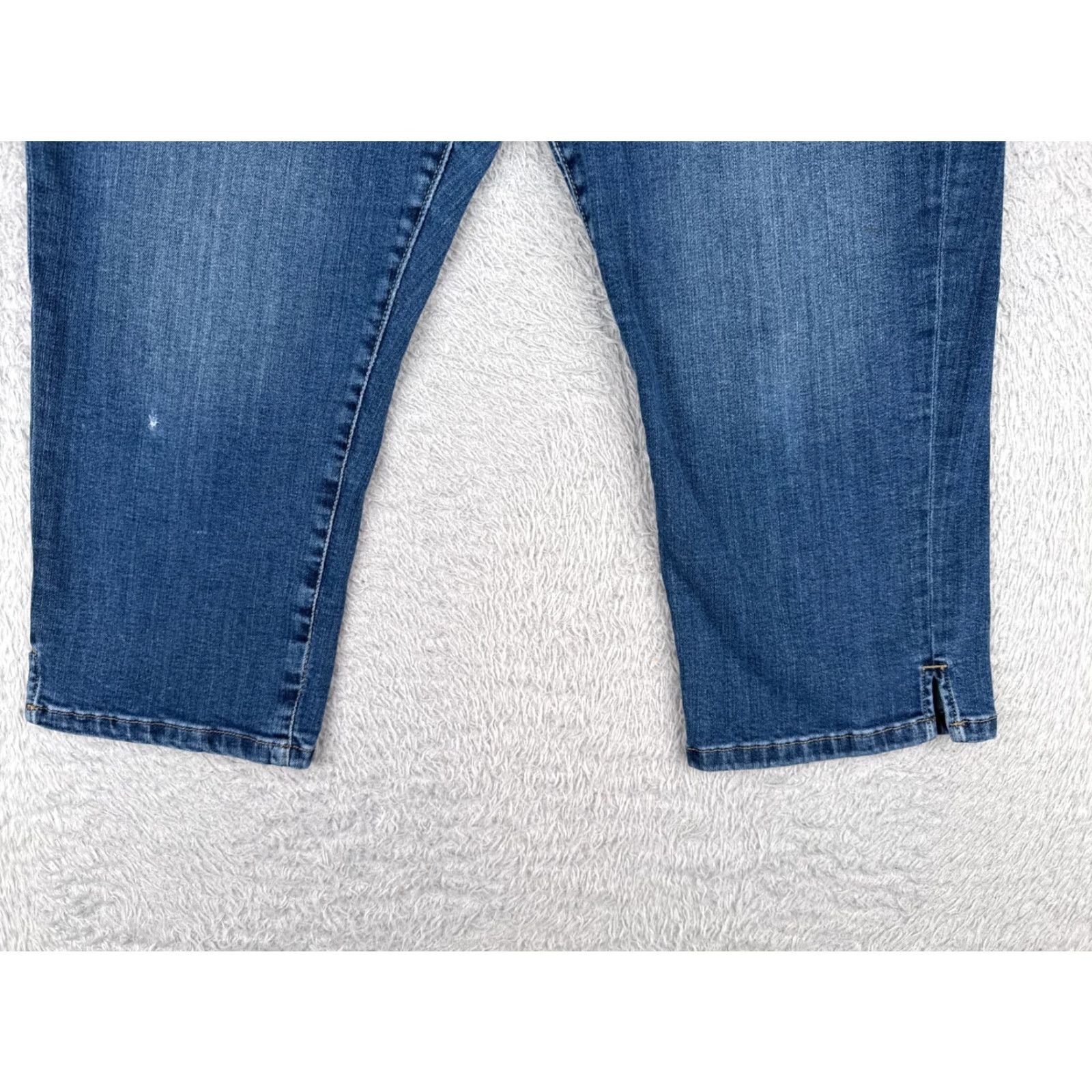 Vintage St Johns Bay Jeans Womens 16 Capri Blue Denim Mid Rise 34x21 Size 38" / US 16 / IT 52 - 2 Thumbnail