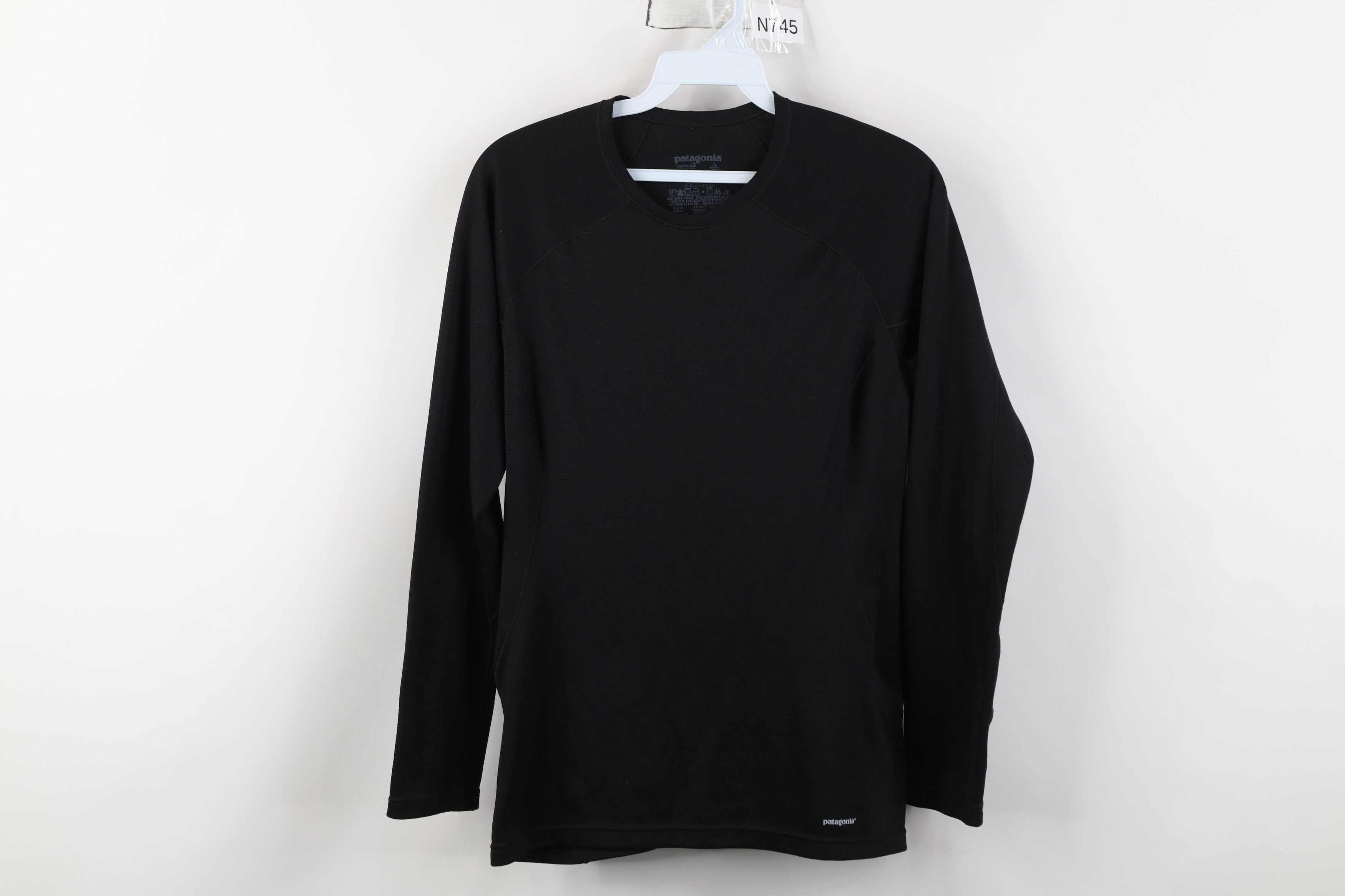 Patagonia Vintage Patagonia Capilene Knit Long Sleeve T-Shirt Black Size S / US 4 / IT 40 - 1 Thumbnail