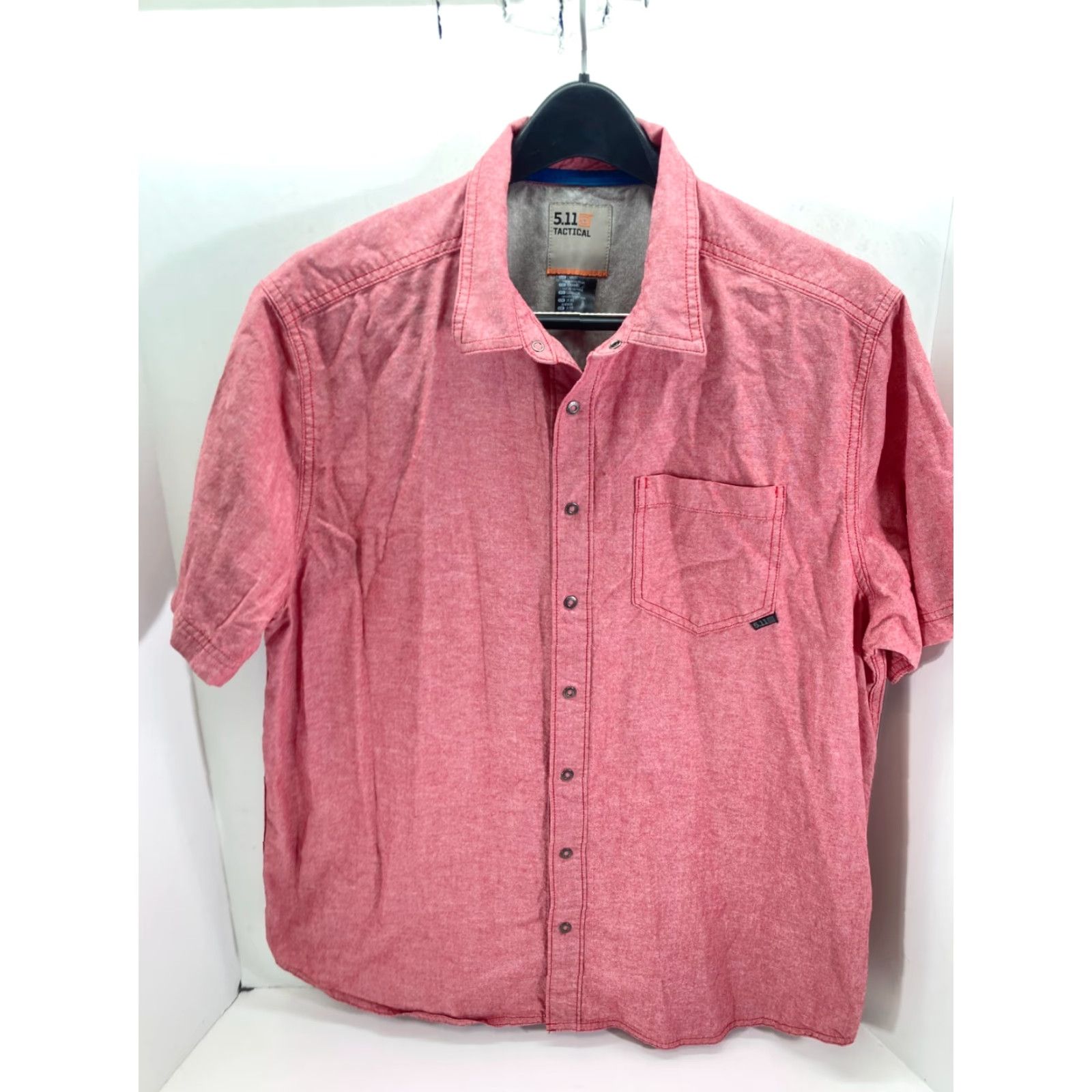 Vintage 5.11 Tactical Shirt Mens L Pink Pearl Snap Front Short Sleeve Pocket Logo Modern Mens L Pink Pearl Snap Front Short Sleeve Pocket Logo Modern Size US L / EU 52-54 / 3 - 3 Thumbnail