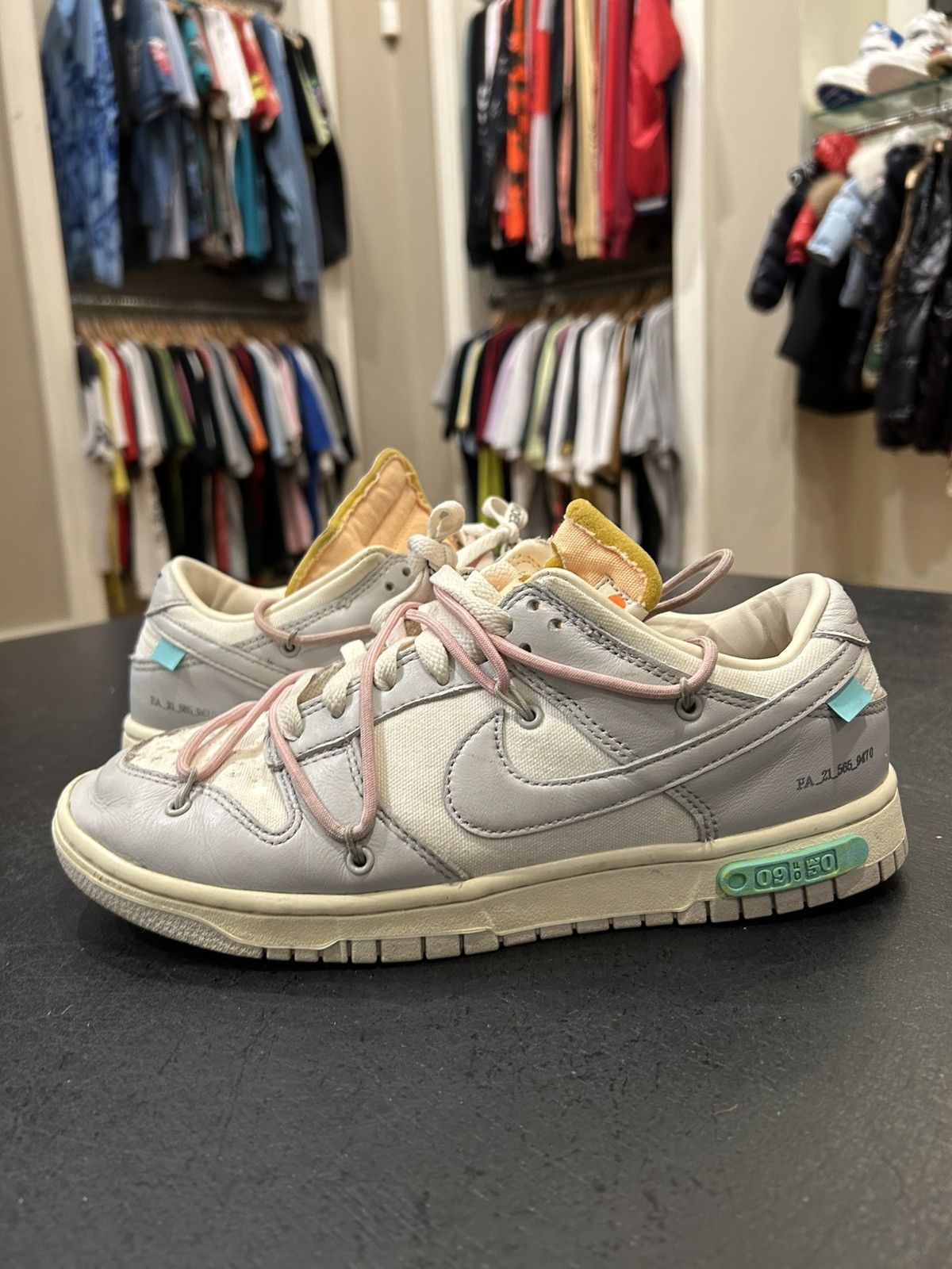Nike × Off-White Nike Dunk Low ‘Off-White Lot 09’ Size US 9 / EU 42 - 2 Thumbnail