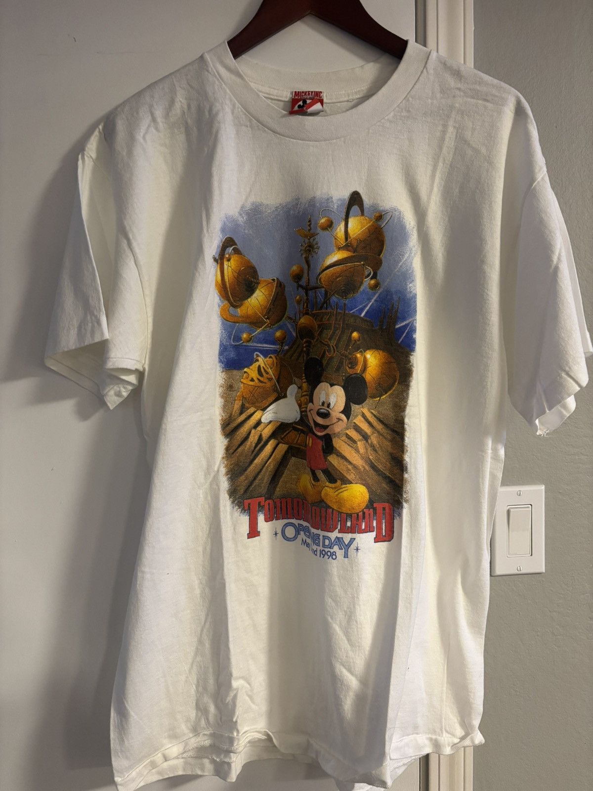 Disney Vintage 1998 Opening Day Tomorrowland Tee Shirt Size XL Size US XL / EU 56 / 4 - 1 Thumbnail