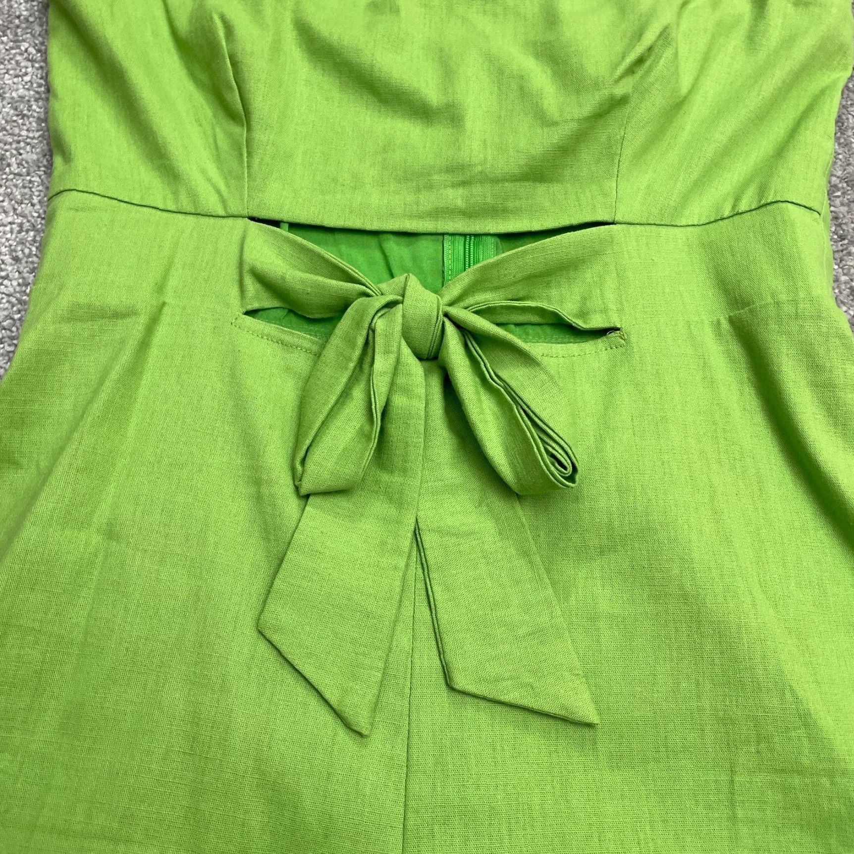 Urban Outfitters Urban Outfitters Romper Womens Medium Apple Green Strapless Tube Waist Hole Bow Size 32" / US 10 / IT 46 - 3 Thumbnail