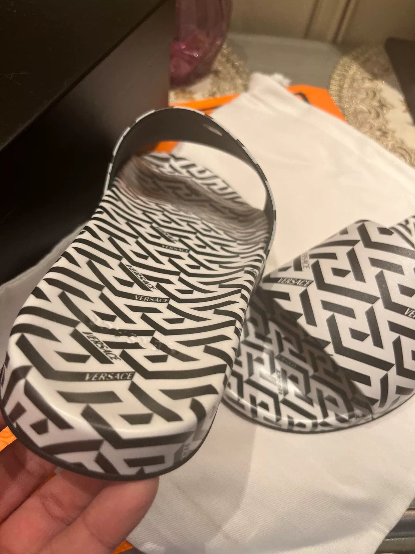 Versace Versace Greta Printed Slippers Size US 7 / EU 40 - 4 Thumbnail