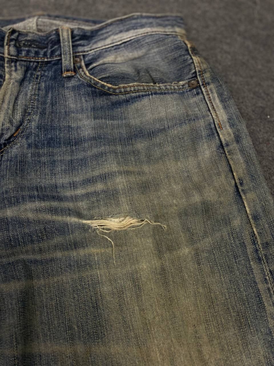 Edwin vintage edwin rebel distressed denim top button missing Size US 33 - 11 Thumbnail