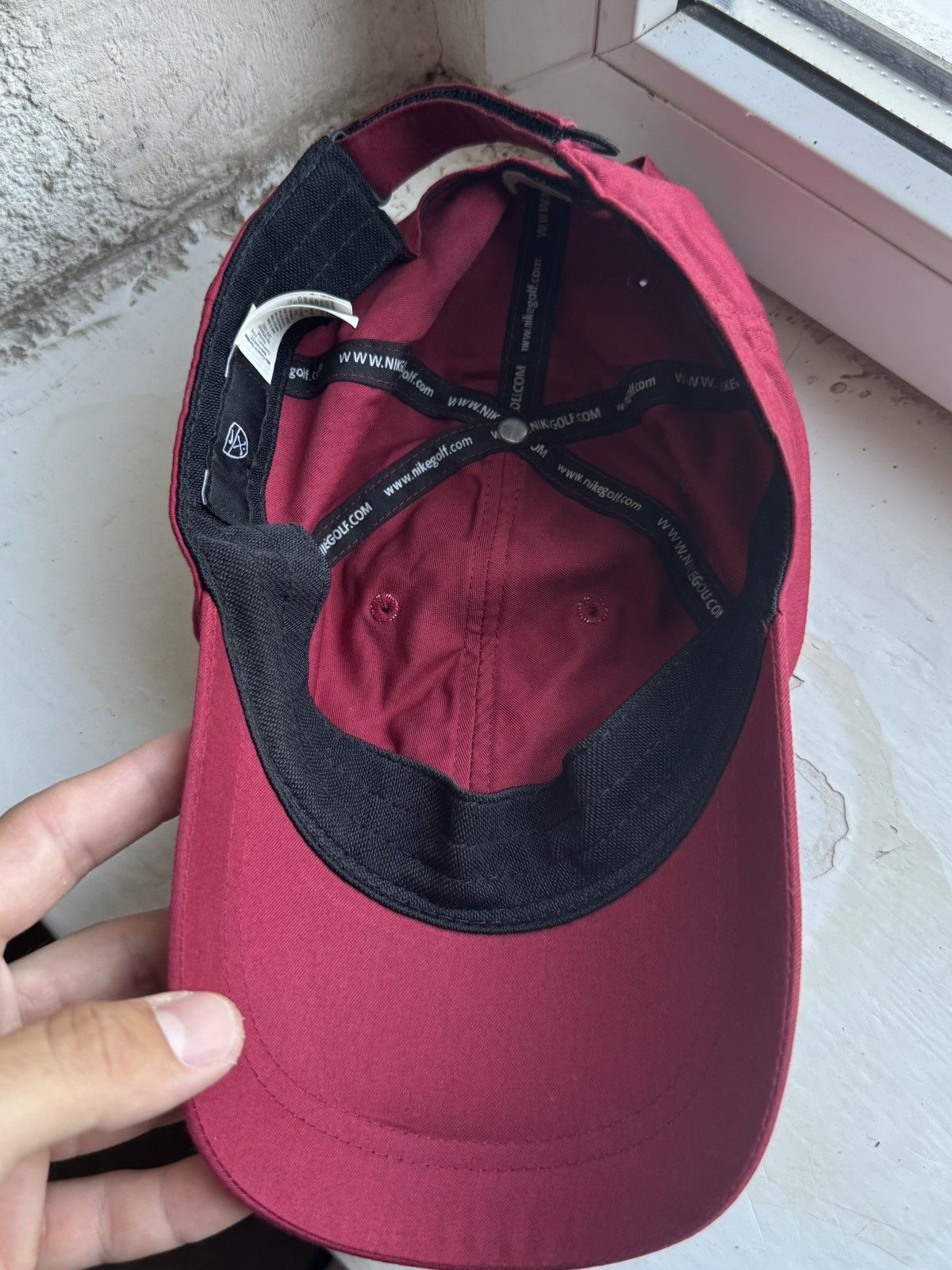 Nike Nike Golf Vintage Streetwear Cap Burgundy Y2K Size ONE SIZE - 8 Thumbnail