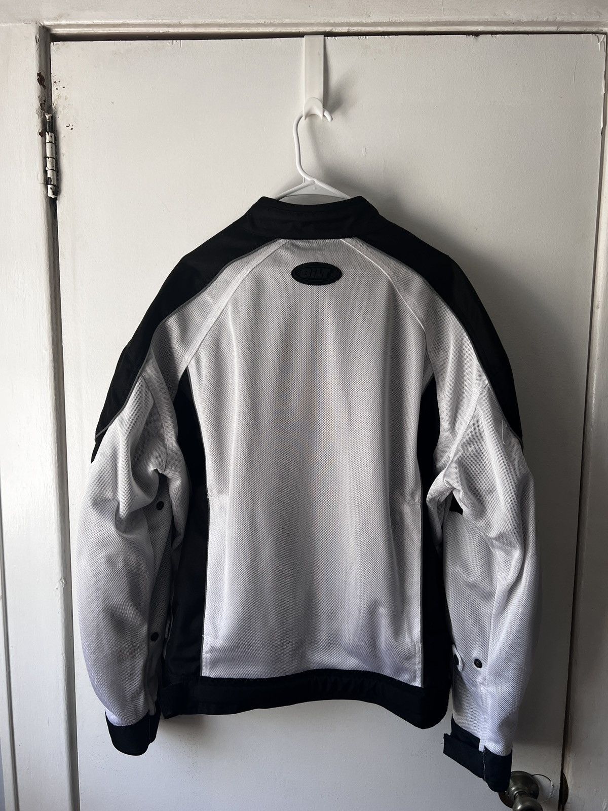 Japanese Brand Vintage Japanese White Motorcycle Jacket Size US L / EU 52-54 / 3 - 2 Thumbnail