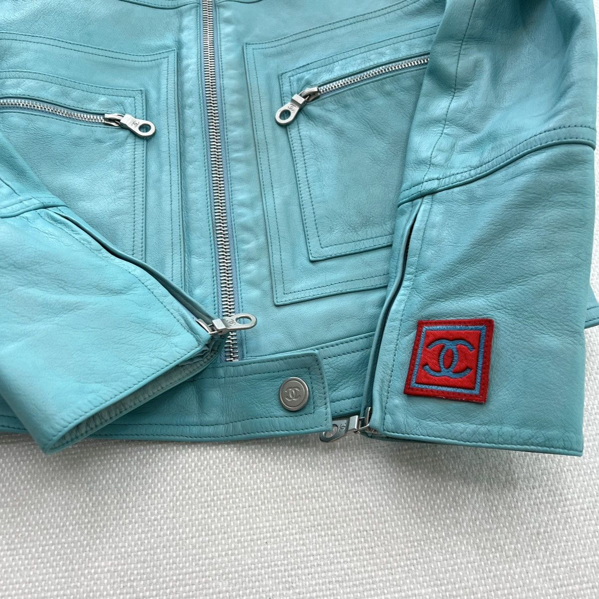 Chanel Chanel sports leather jacket Size XS / US 0-2 / IT 36-38 - 2 Thumbnail