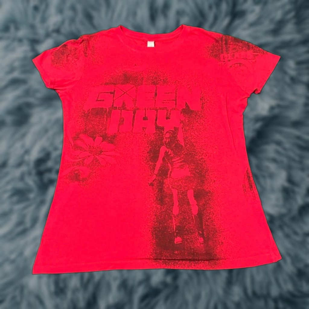 Gloverall **Y2K Green Day Women’s XL Band Tee** User: Vintage Green Day Women’s XL Band Tee Top Size XL / US 12-14 / IT 48-50 - 1 Thumbnail