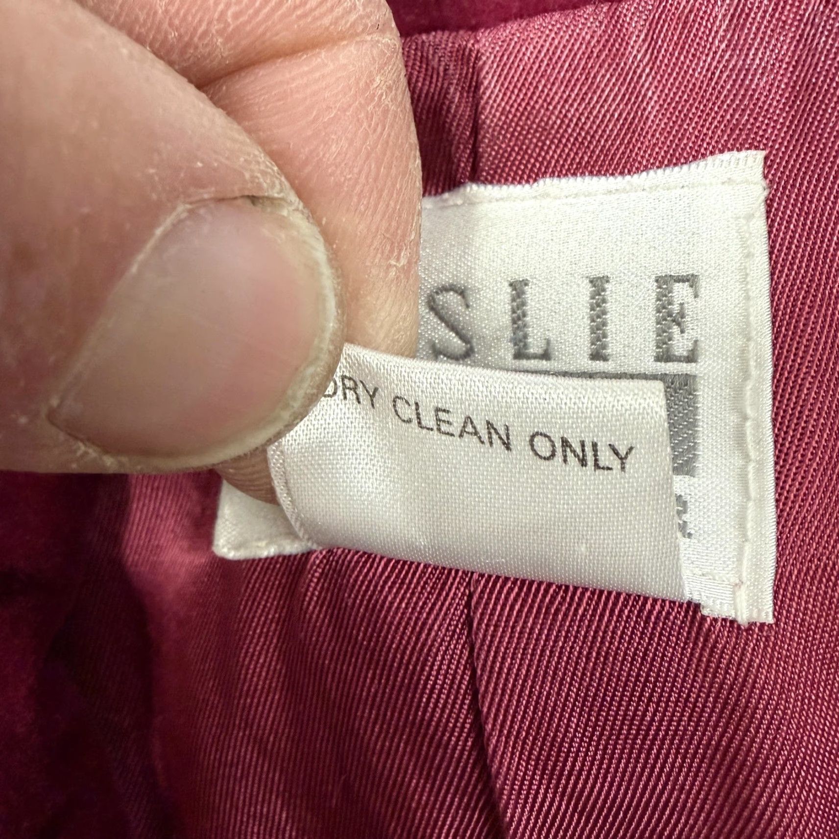 Vintage VINTAGE Leslie Fay Velvet Blazer Women's 8 Red Notch Lapel One-Button 80s 90s Dark Academia Preppy blazer jacket Size M / US 6-8 / IT 42-44 - 7 Thumbnail